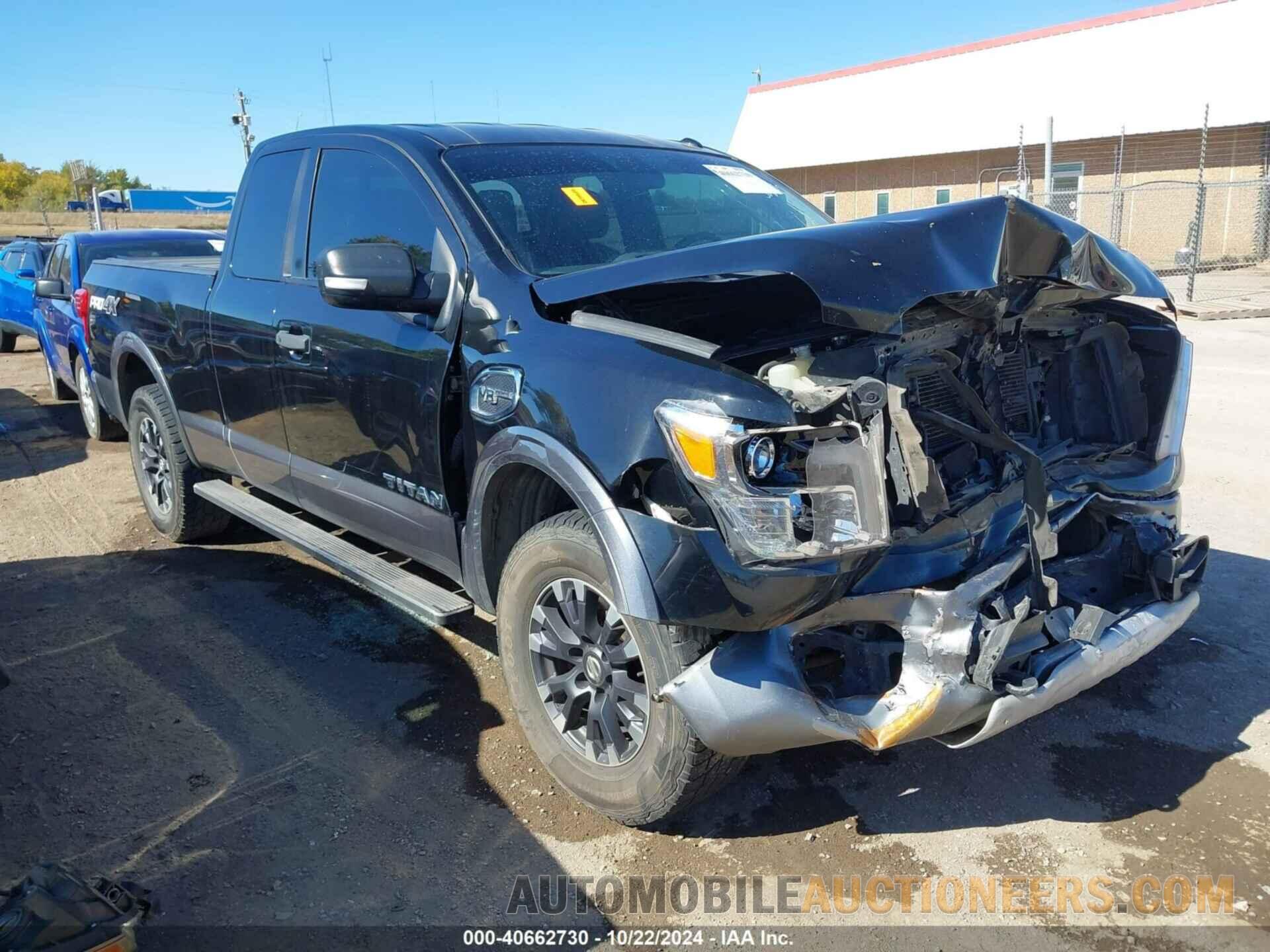 1N6AA1C56HN552547 NISSAN TITAN 2017