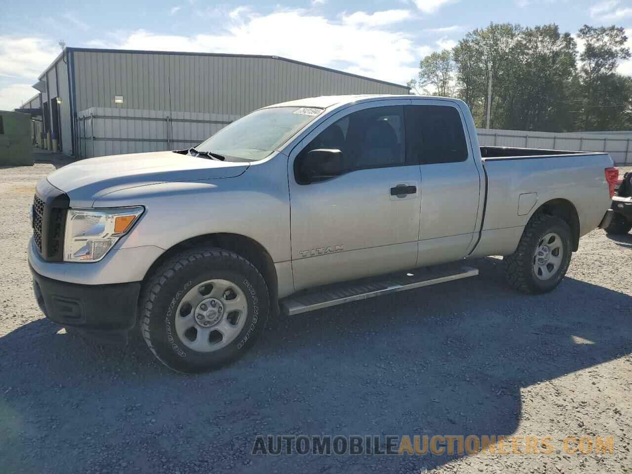 1N6AA1CJ7HN552019 NISSAN TITAN 2017