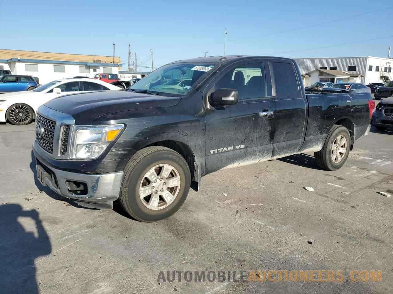 1N6AA1CK3JN549780 NISSAN TITAN 2018