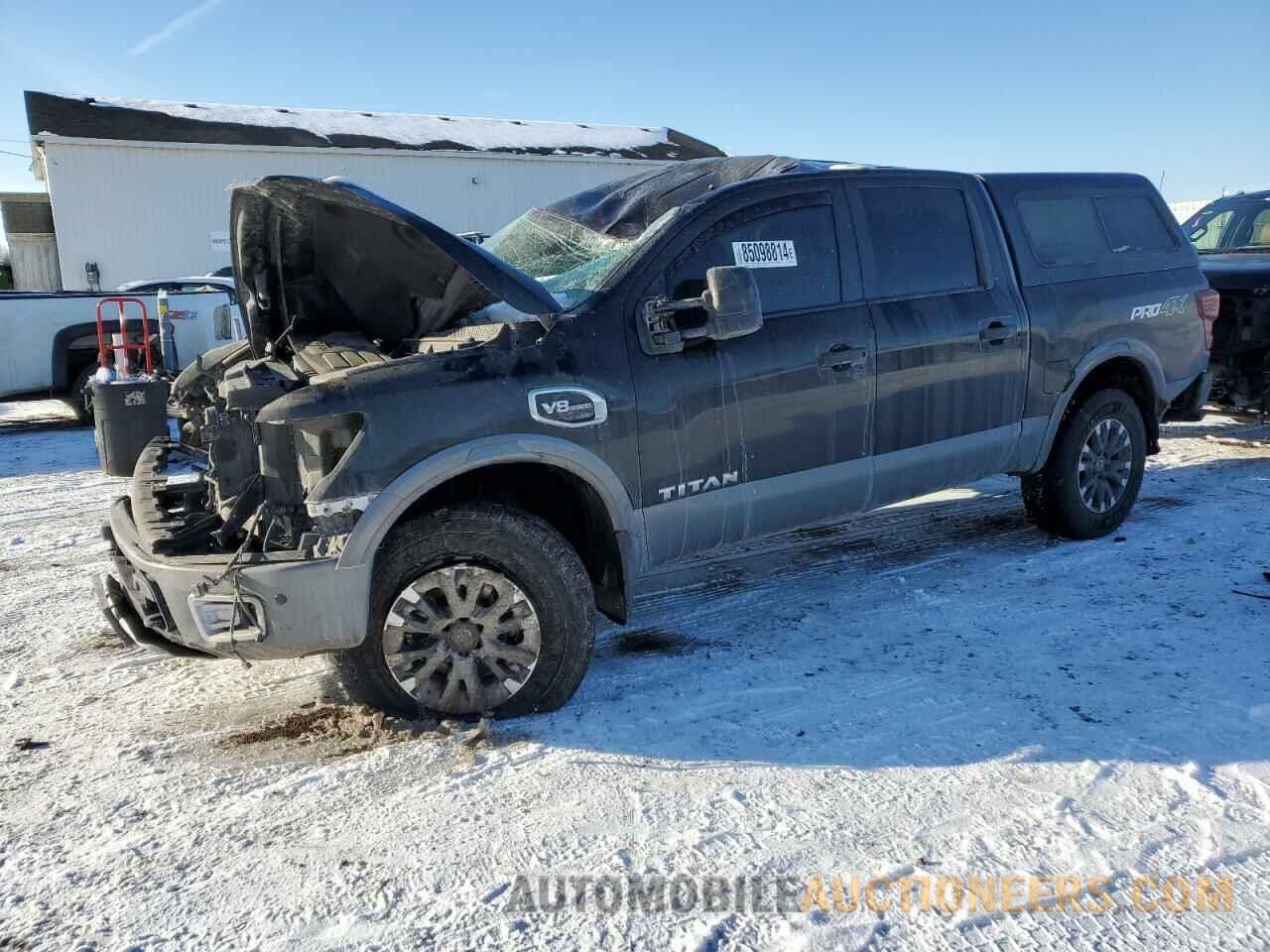 1N6AA1E50HN567266 NISSAN TITAN 2017