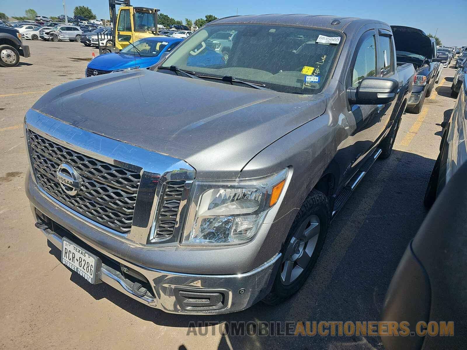 1N6AA1E50JN509714 Nissan TITAN 2018