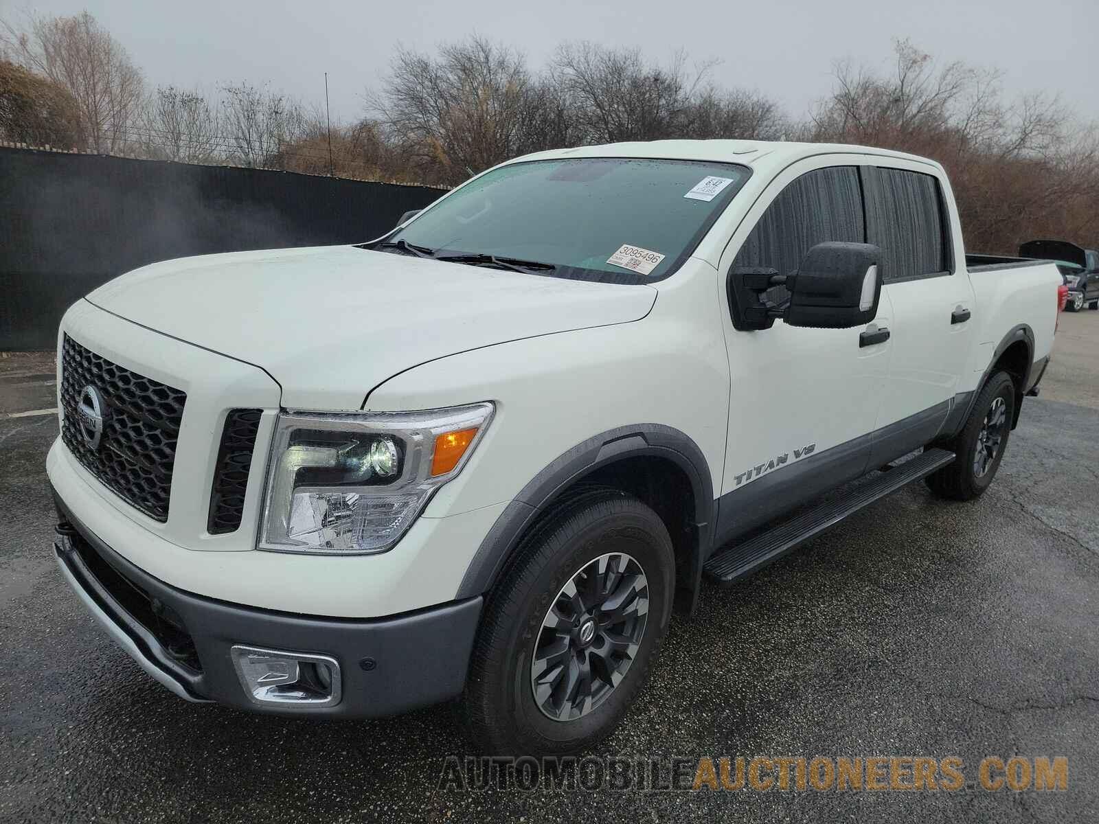 1N6AA1E50JN525816 Nissan TITAN 2018