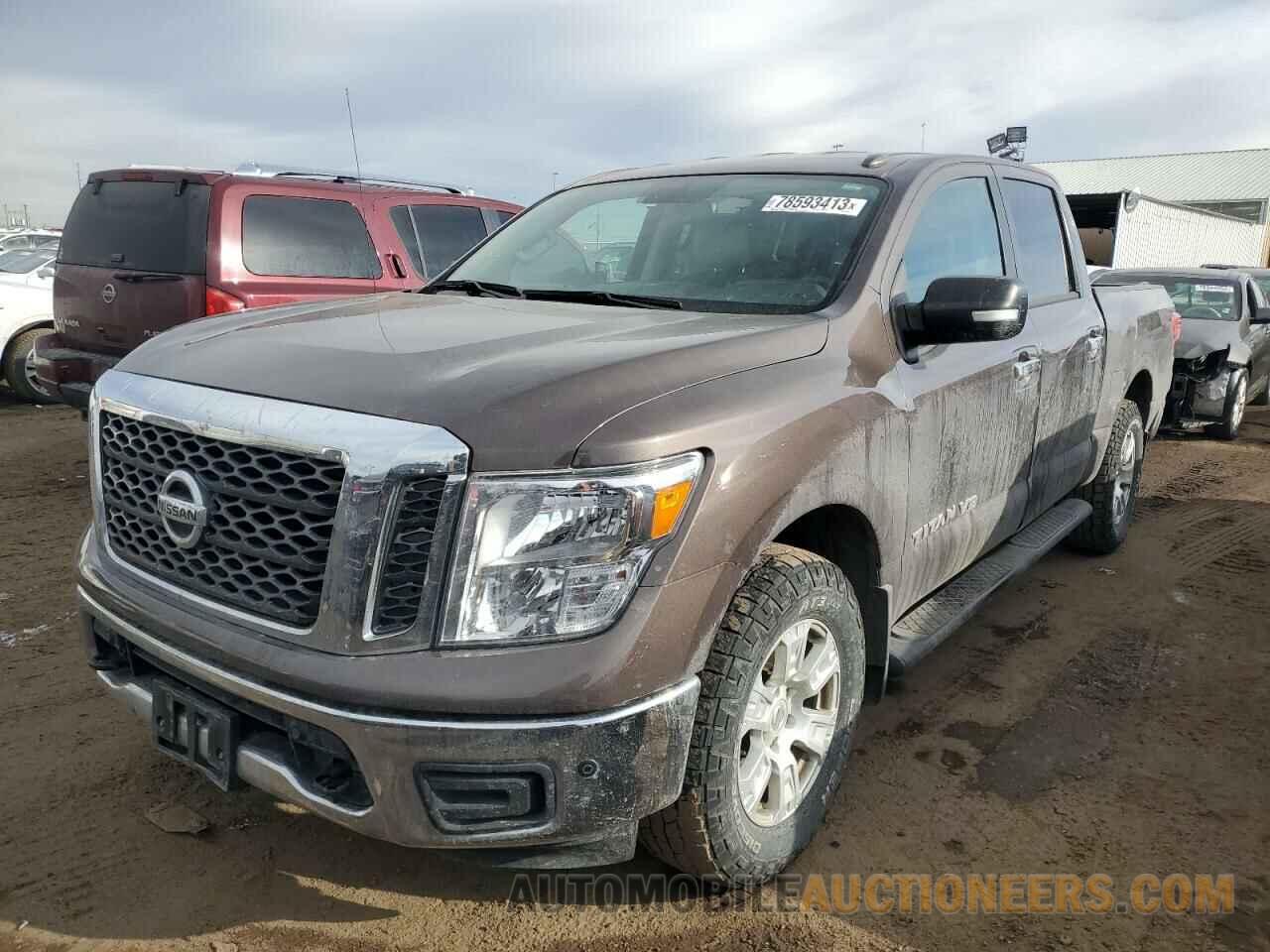 1N6AA1E52JN506183 NISSAN TITAN 2018