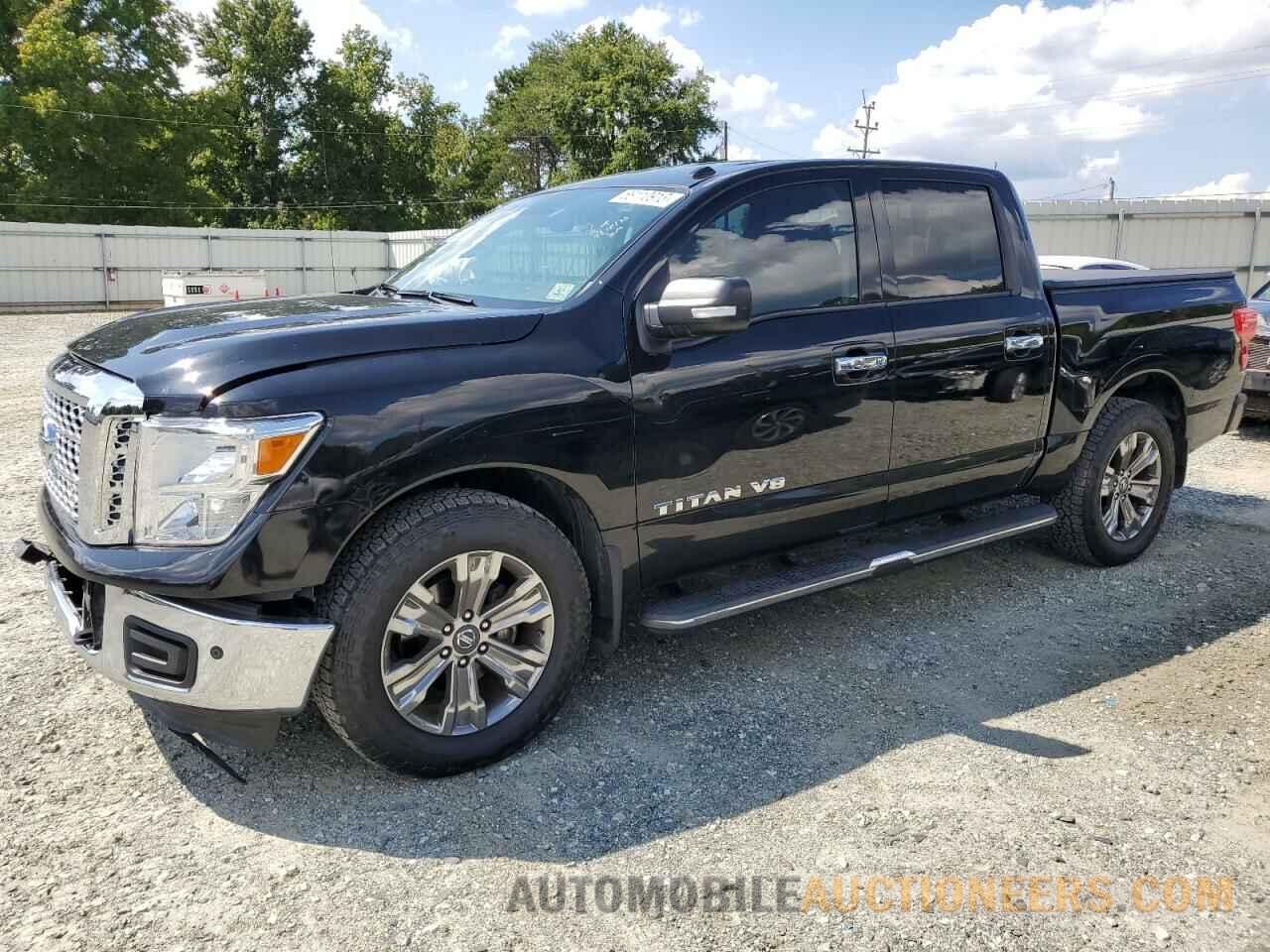 1N6AA1E53JN510985 NISSAN TITAN 2018