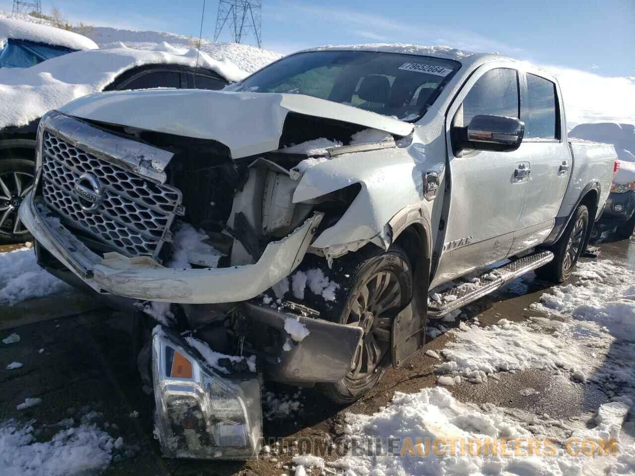 1N6AA1E55HN513977 NISSAN TITAN 2017