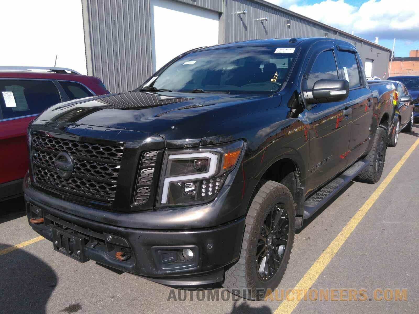 1N6AA1E55JN528095 Nissan Titan 2018