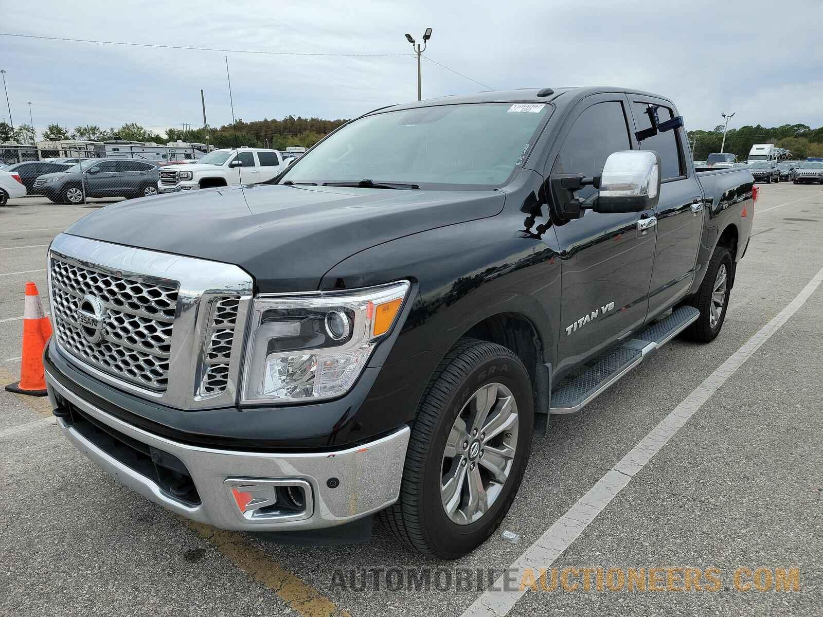 1N6AA1E55JN529330 Nissan TITAN 2018