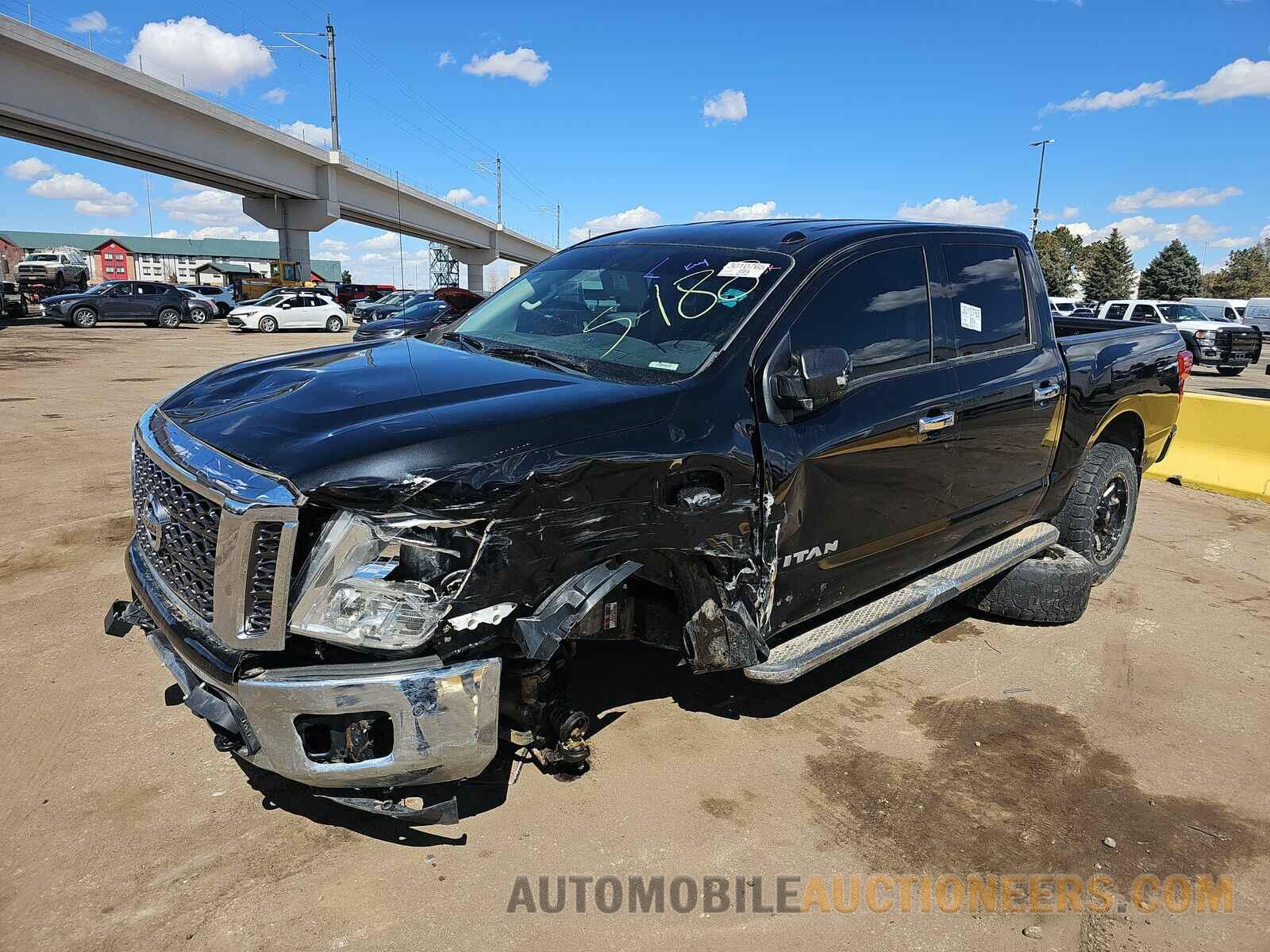 1N6AA1E56HN562850 Nissan TITAN 2017