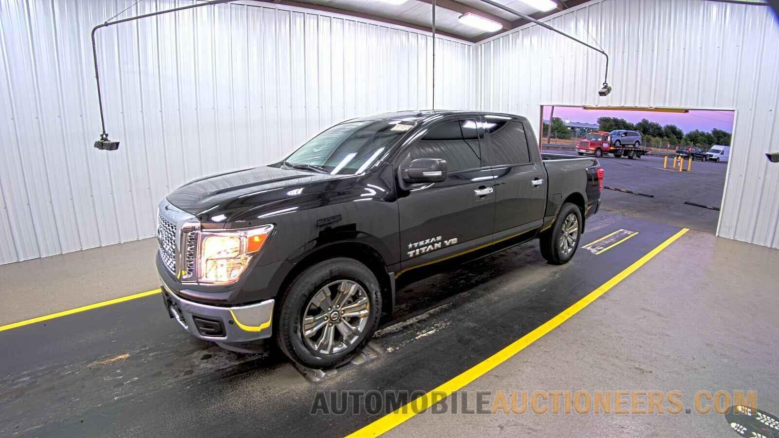 1N6AA1E57JN529636 Nissan Titan 2018