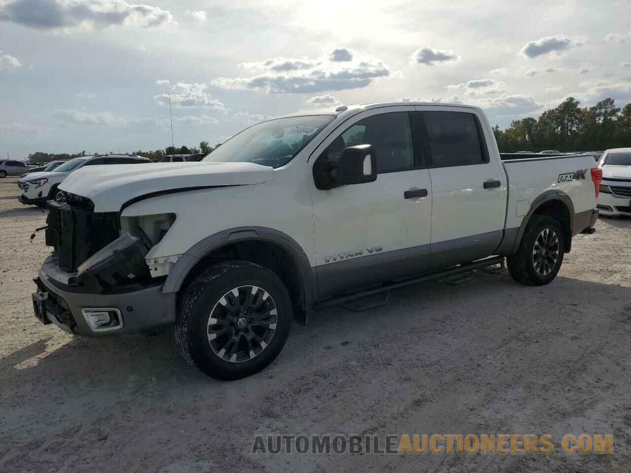 1N6AA1E58JN503773 NISSAN TITAN 2018