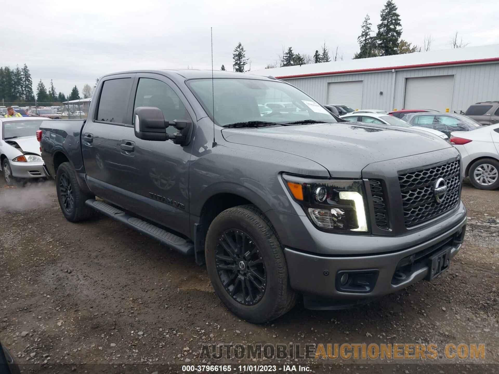 1N6AA1E58JN520993 NISSAN TITAN 2018