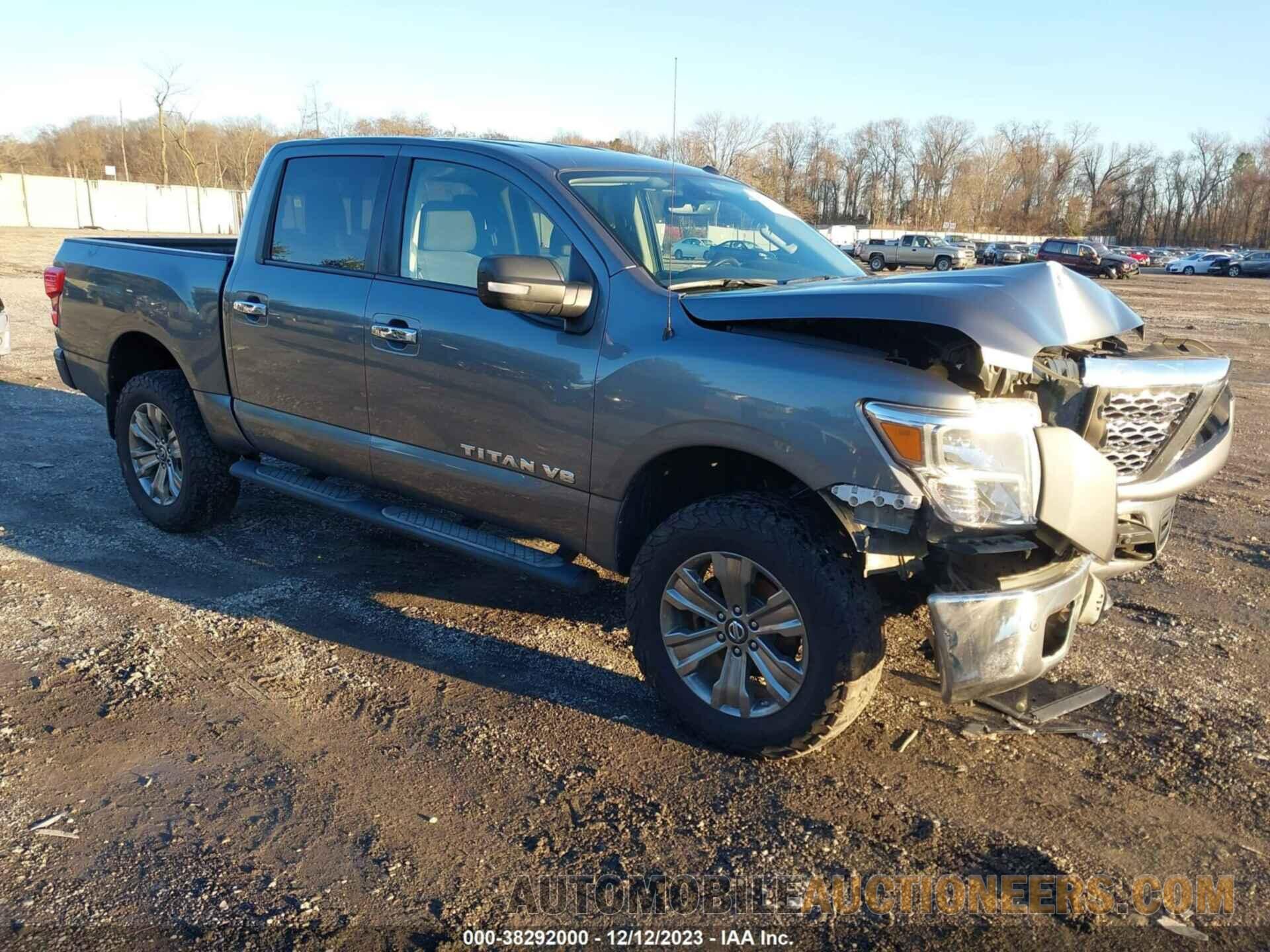 1N6AA1E58JN530990 NISSAN TITAN 2018