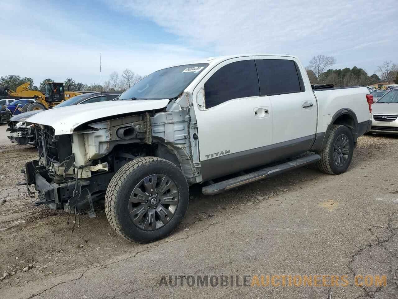 1N6AA1E59HN501265 NISSAN TITAN 2017