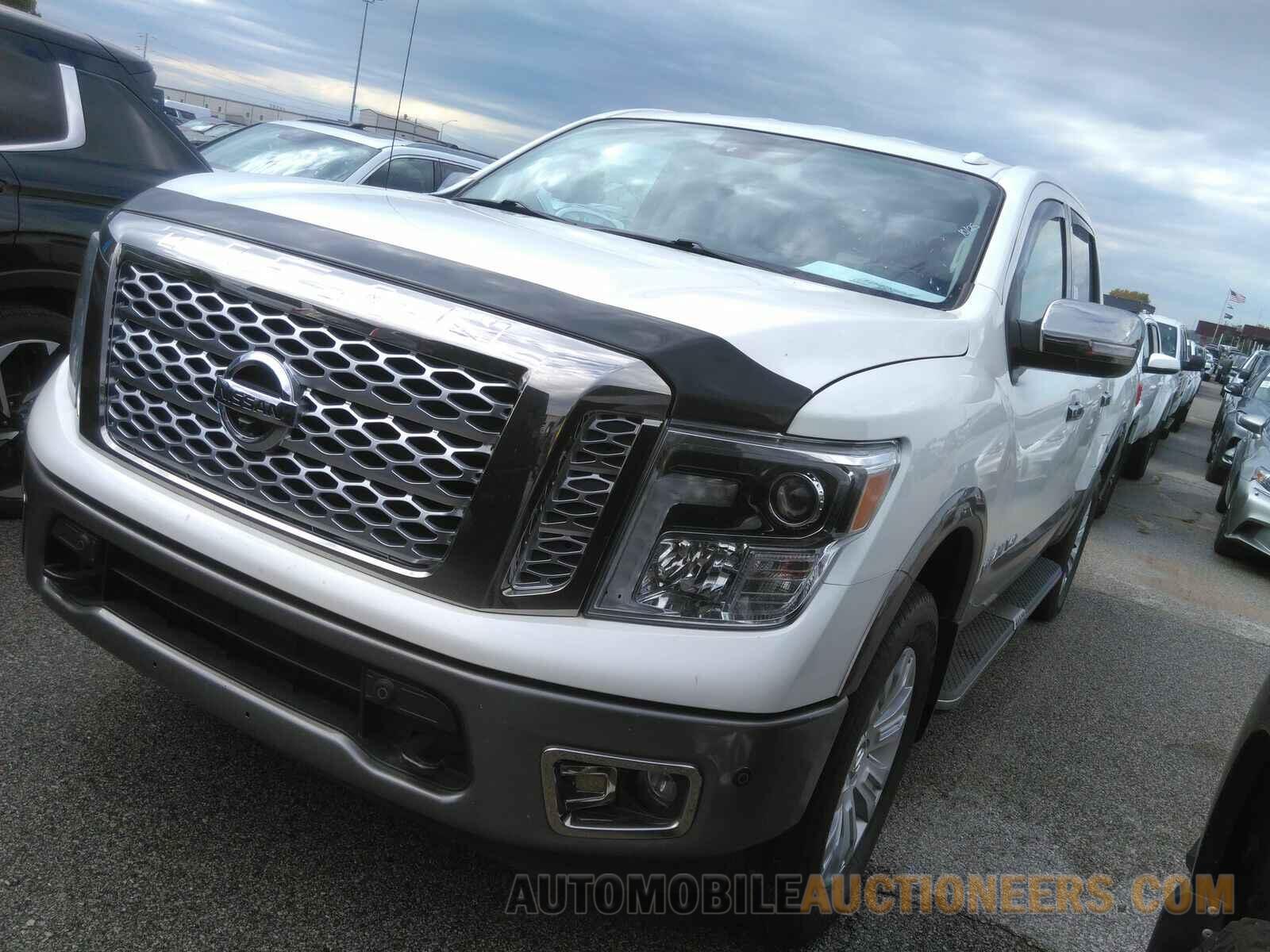 1N6AA1E5XJN518808 Nissan Titan 2018