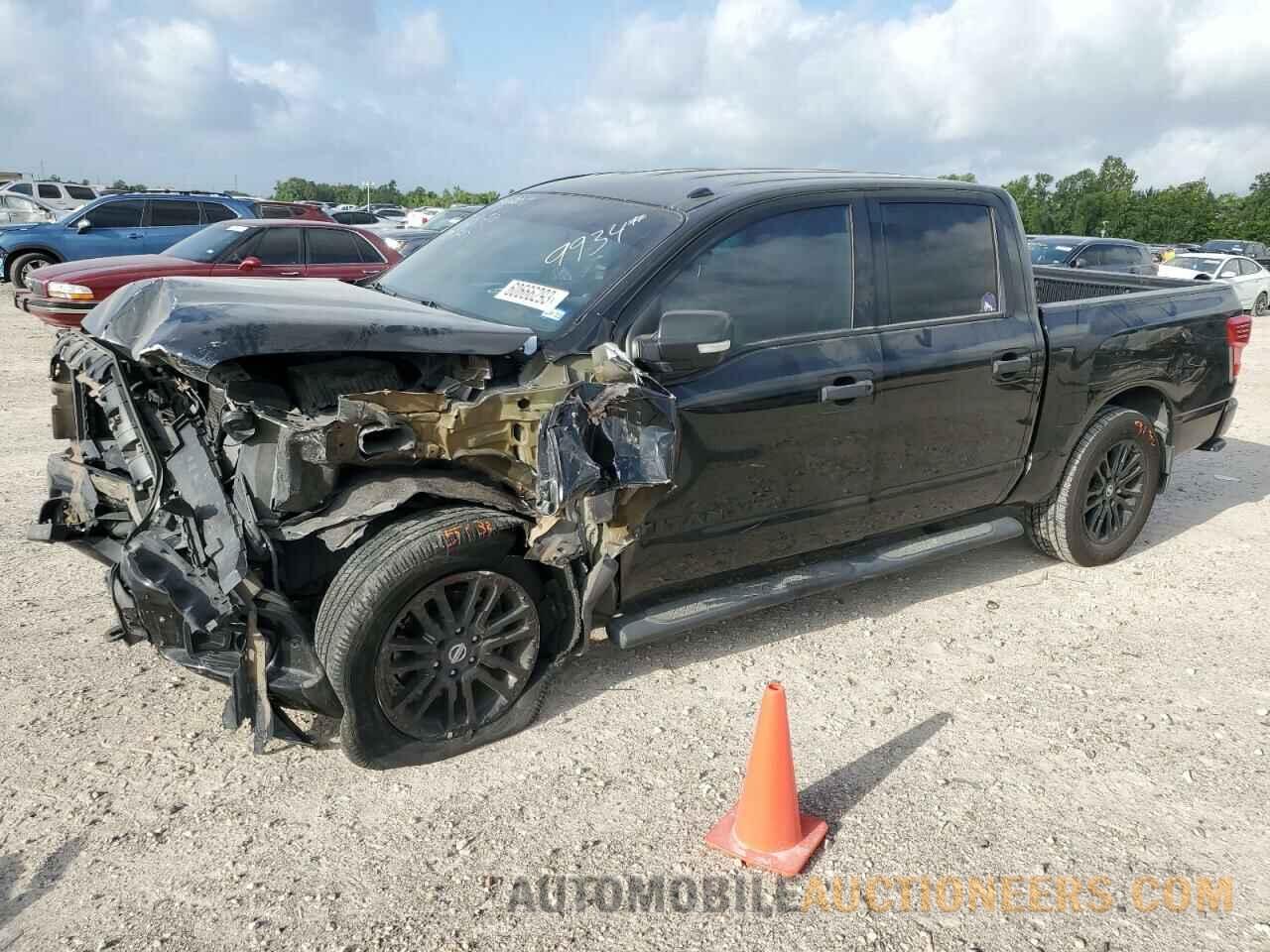 1N6AA1E5XJN539934 NISSAN TITAN 2018