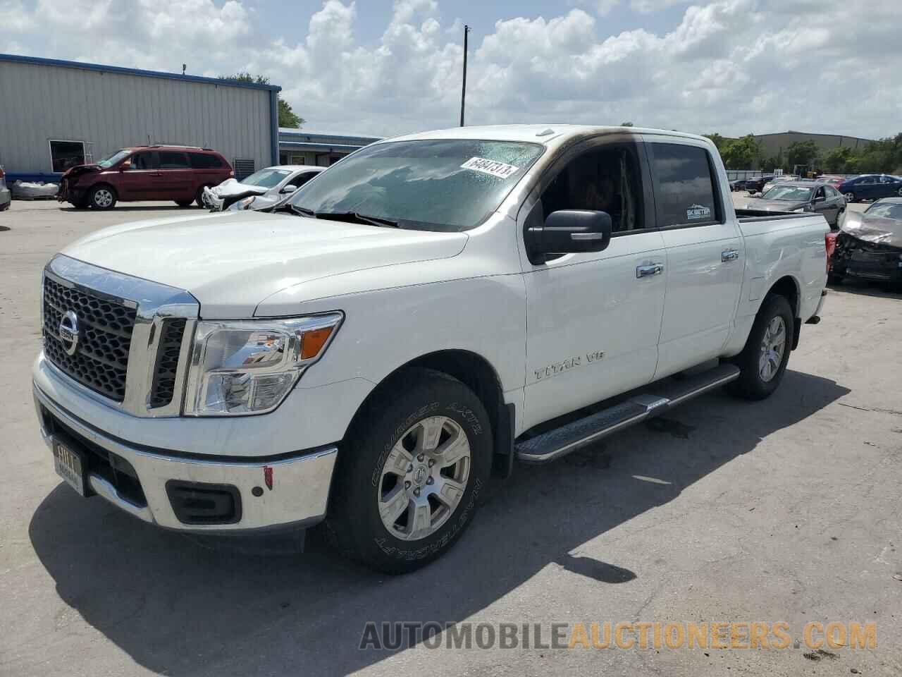 1N6AA1E61JN545811 NISSAN TITAN 2018