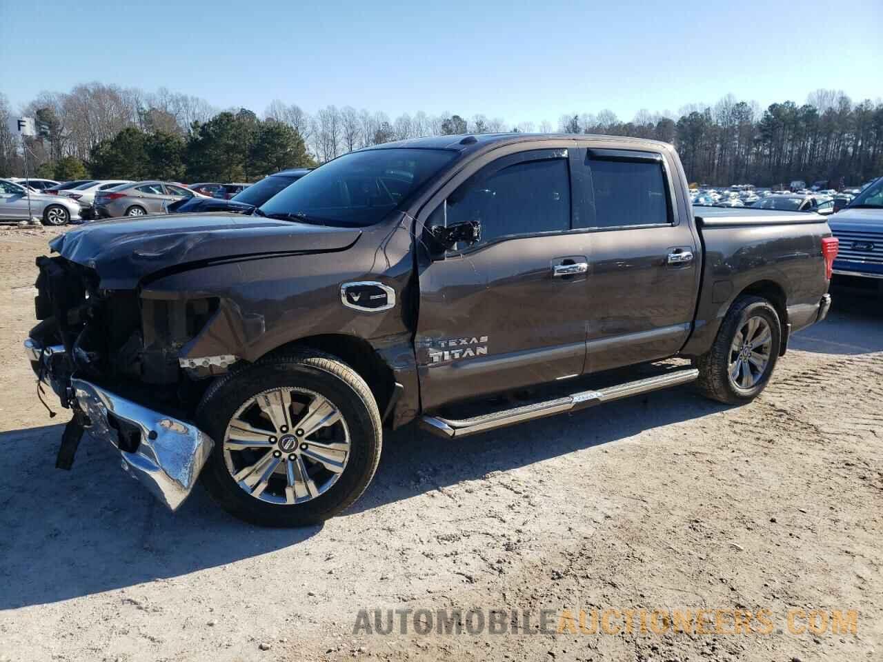 1N6AA1E62HN528168 NISSAN TITAN 2017