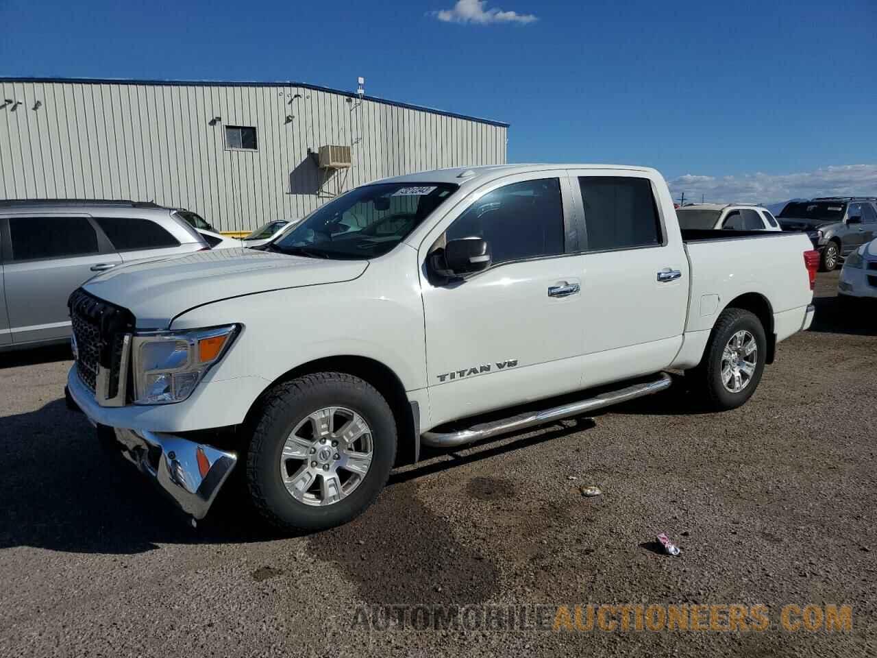 1N6AA1E62JN543355 NISSAN TITAN 2018