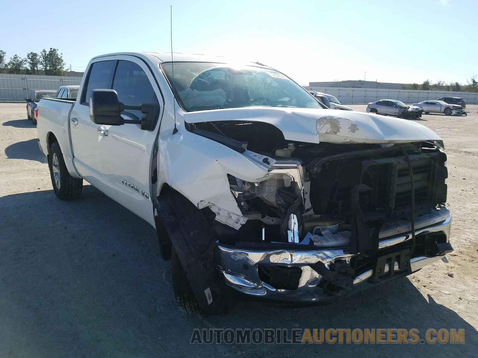 1N6AA1E63JN500773 NISSAN TITAN 2018