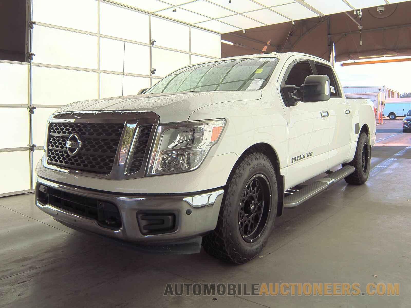 1N6AA1E63JN539220 Nissan TITAN 2018