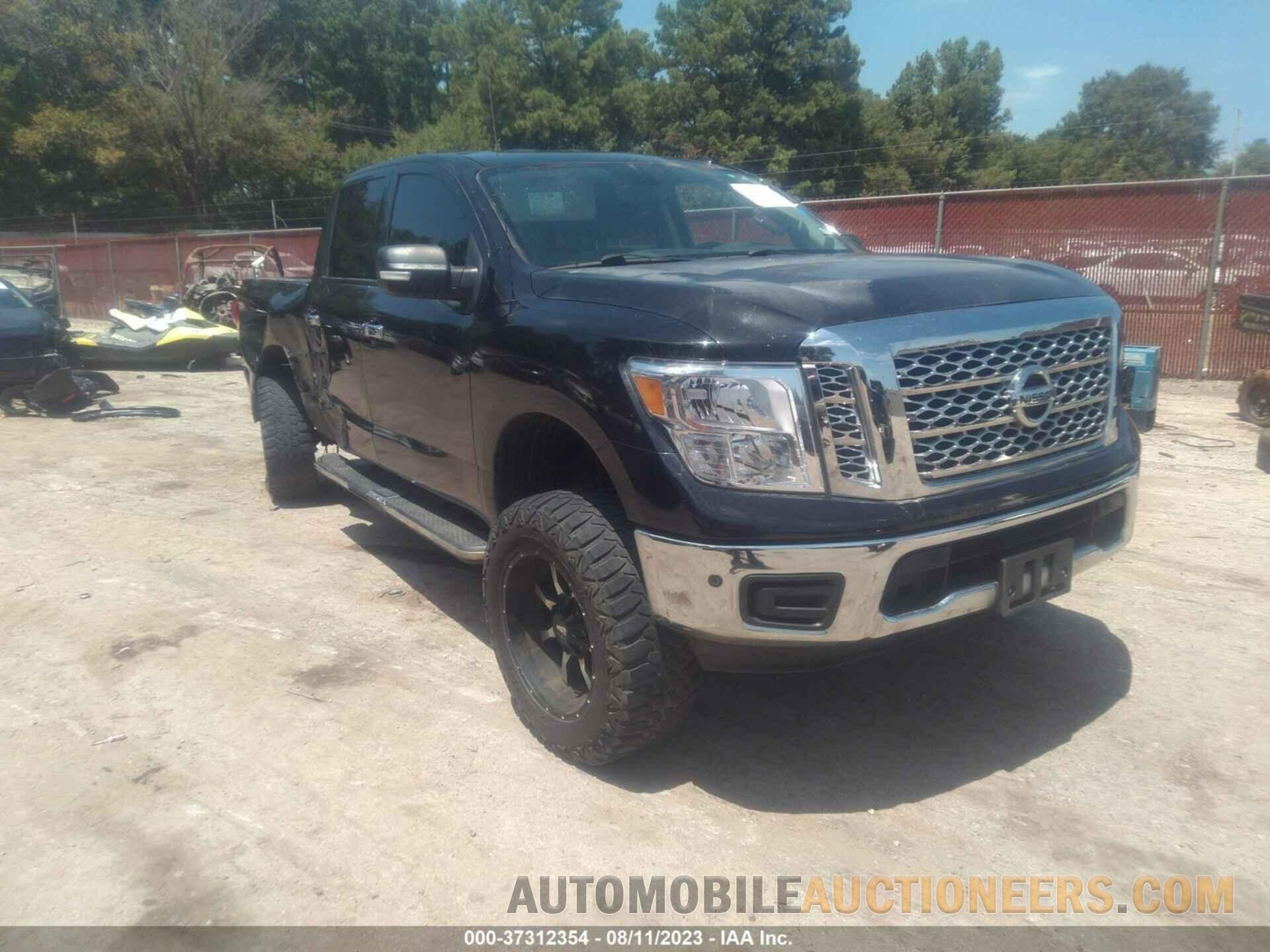 1N6AA1E64JN537444 NISSAN TITAN 2018