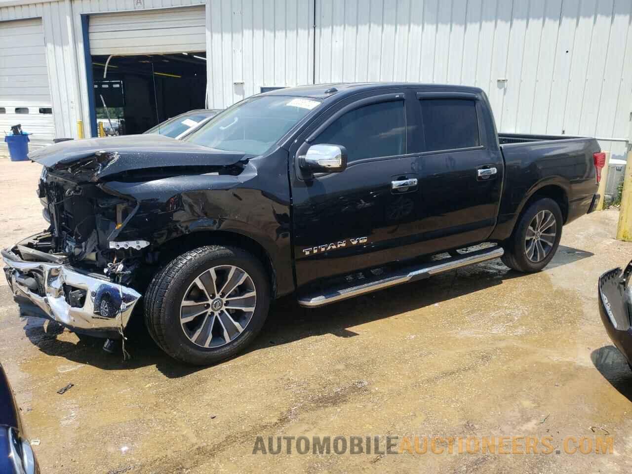 1N6AA1E65JN502752 NISSAN TITAN 2018