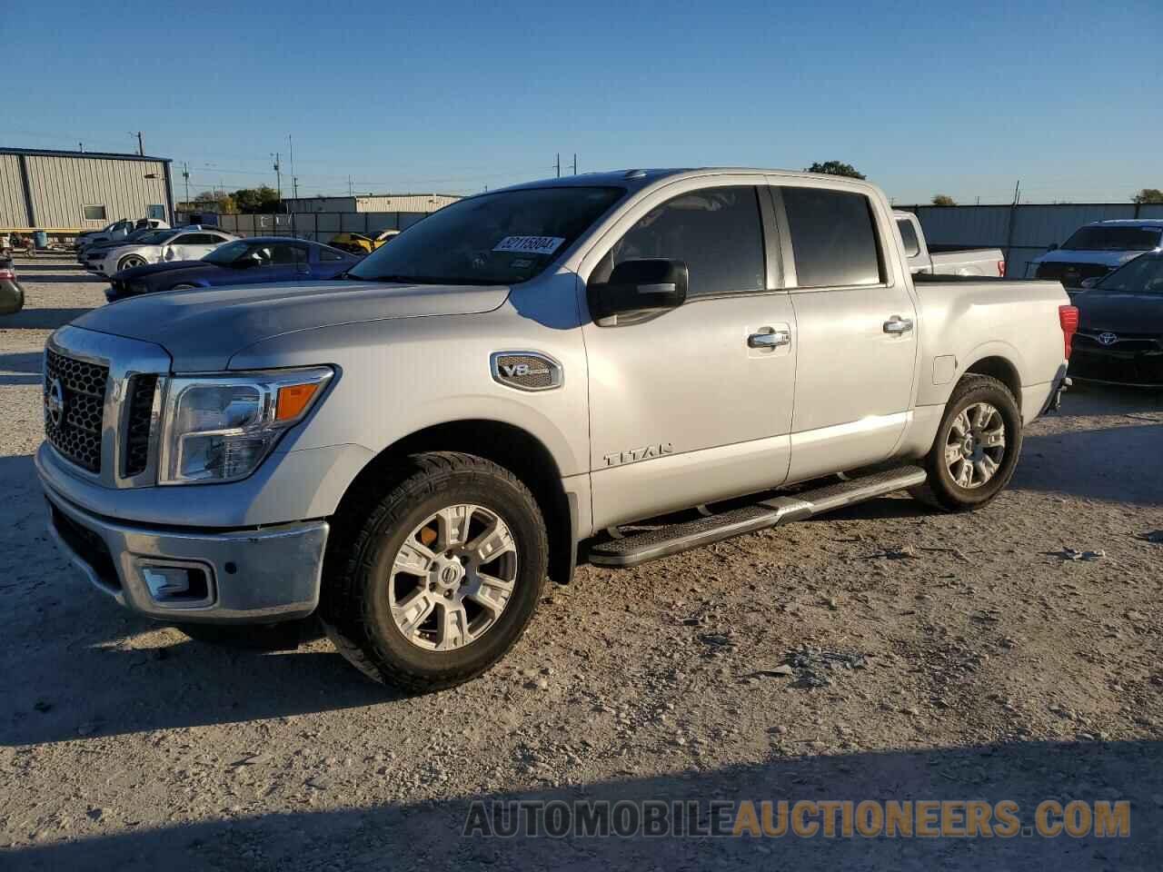 1N6AA1E68HN562728 NISSAN TITAN 2017