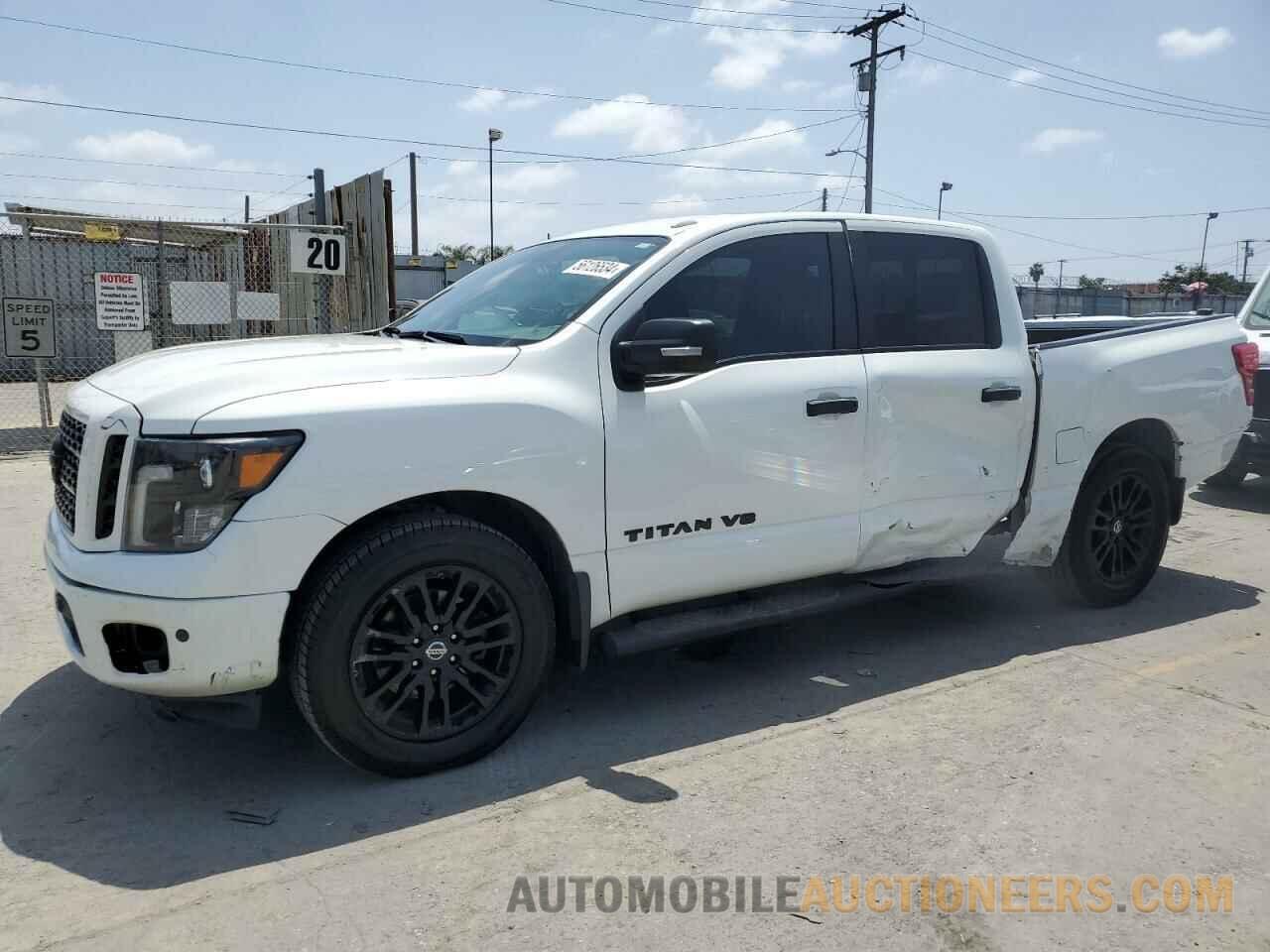 1N6AA1E68JN533364 NISSAN TITAN 2018