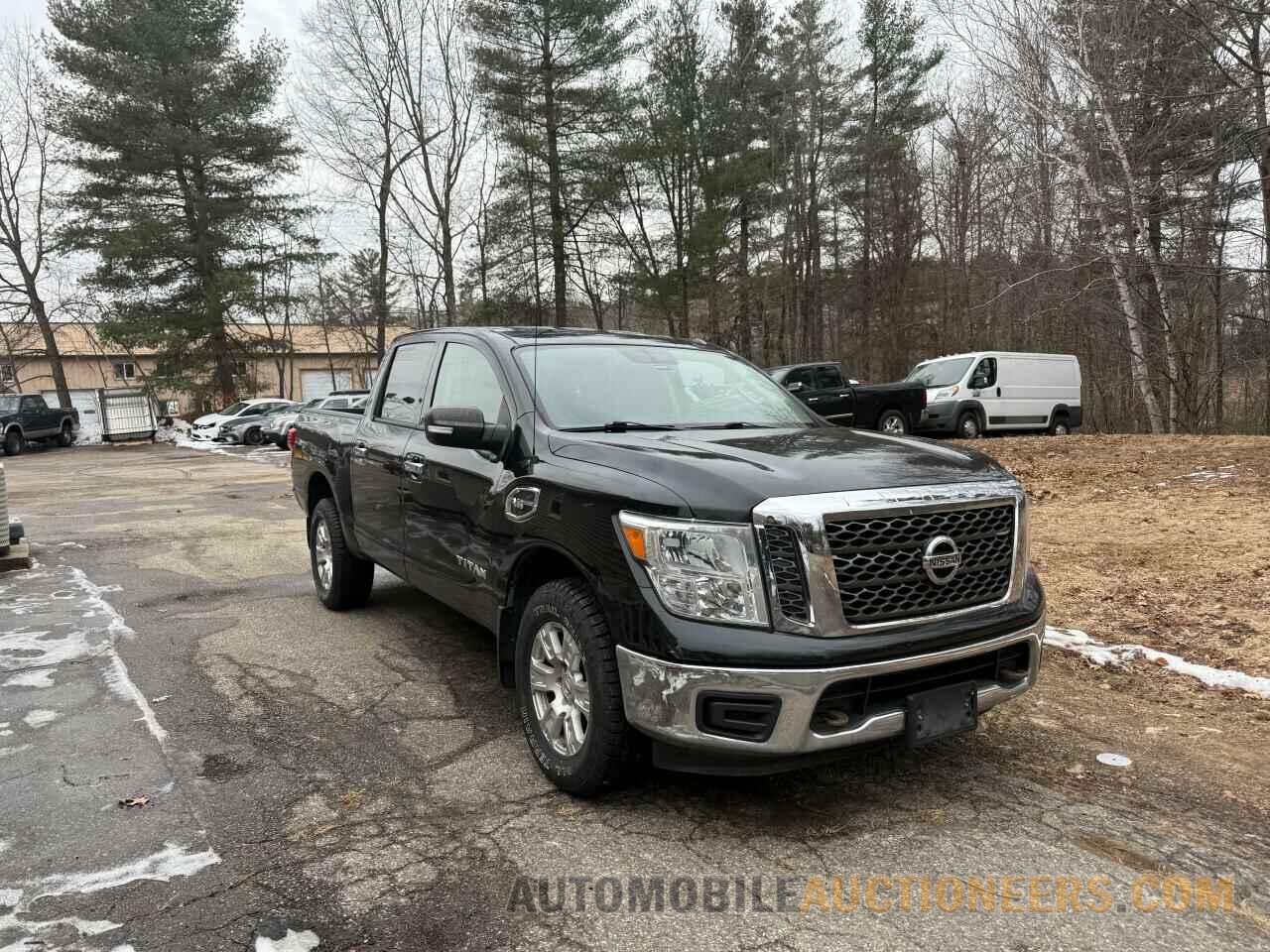 1N6AA1EJ9HN510237 NISSAN TITAN 2017