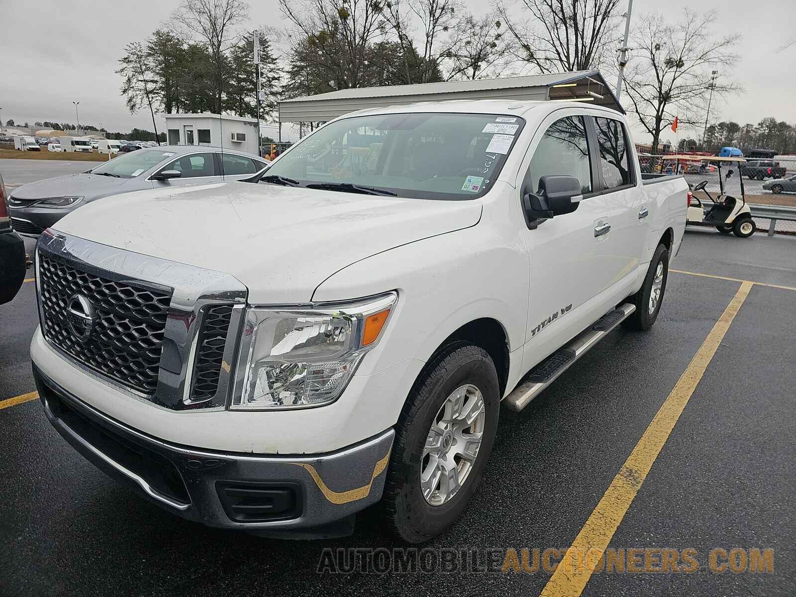 1N6AA1EK1JN501465 Nissan TITAN 2018