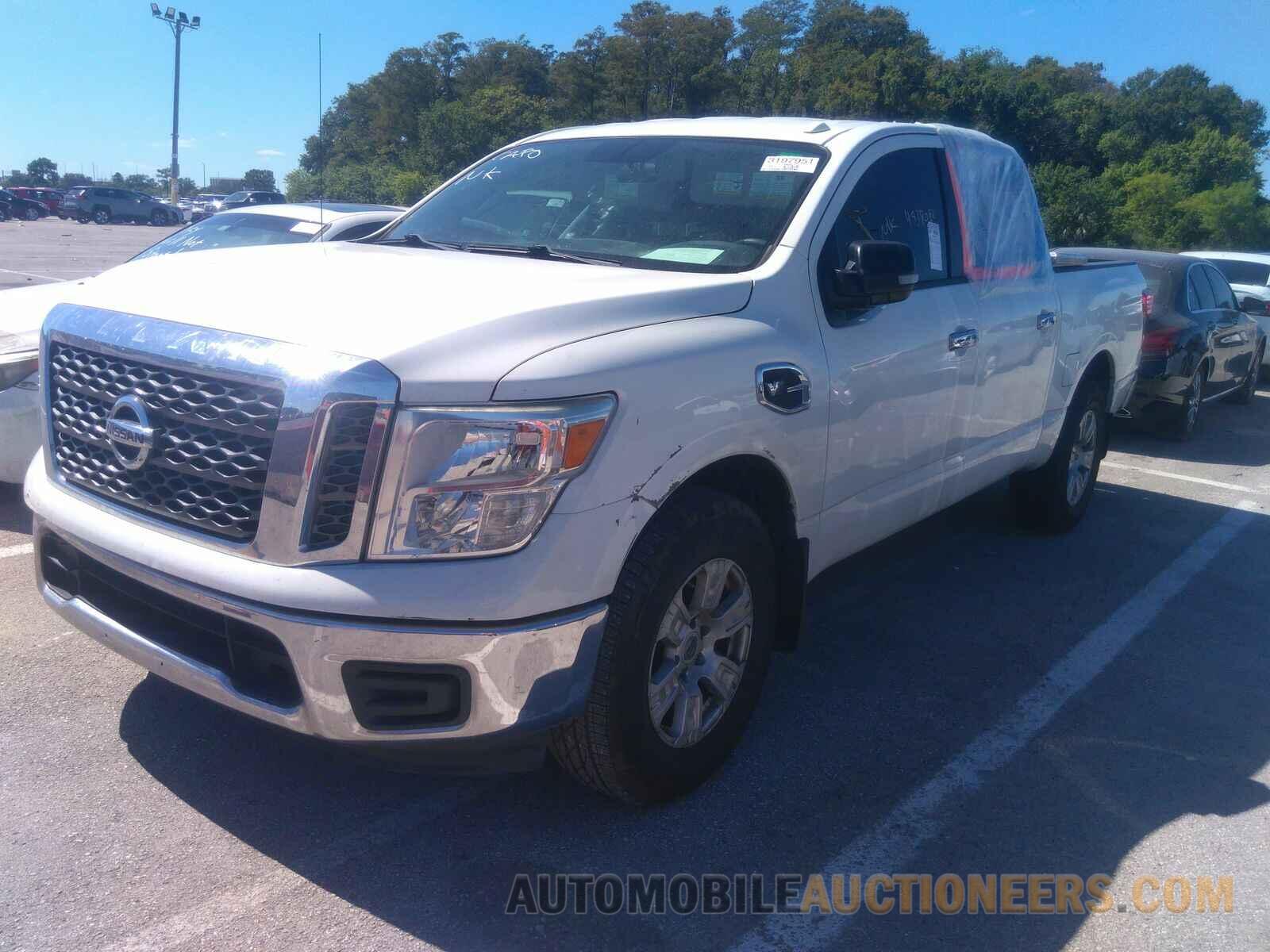 1N6AA1EK4HN520439 Nissan Titan 2017