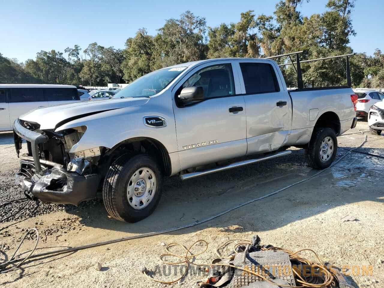 1N6AA1F13HN552434 NISSAN TITAN 2017