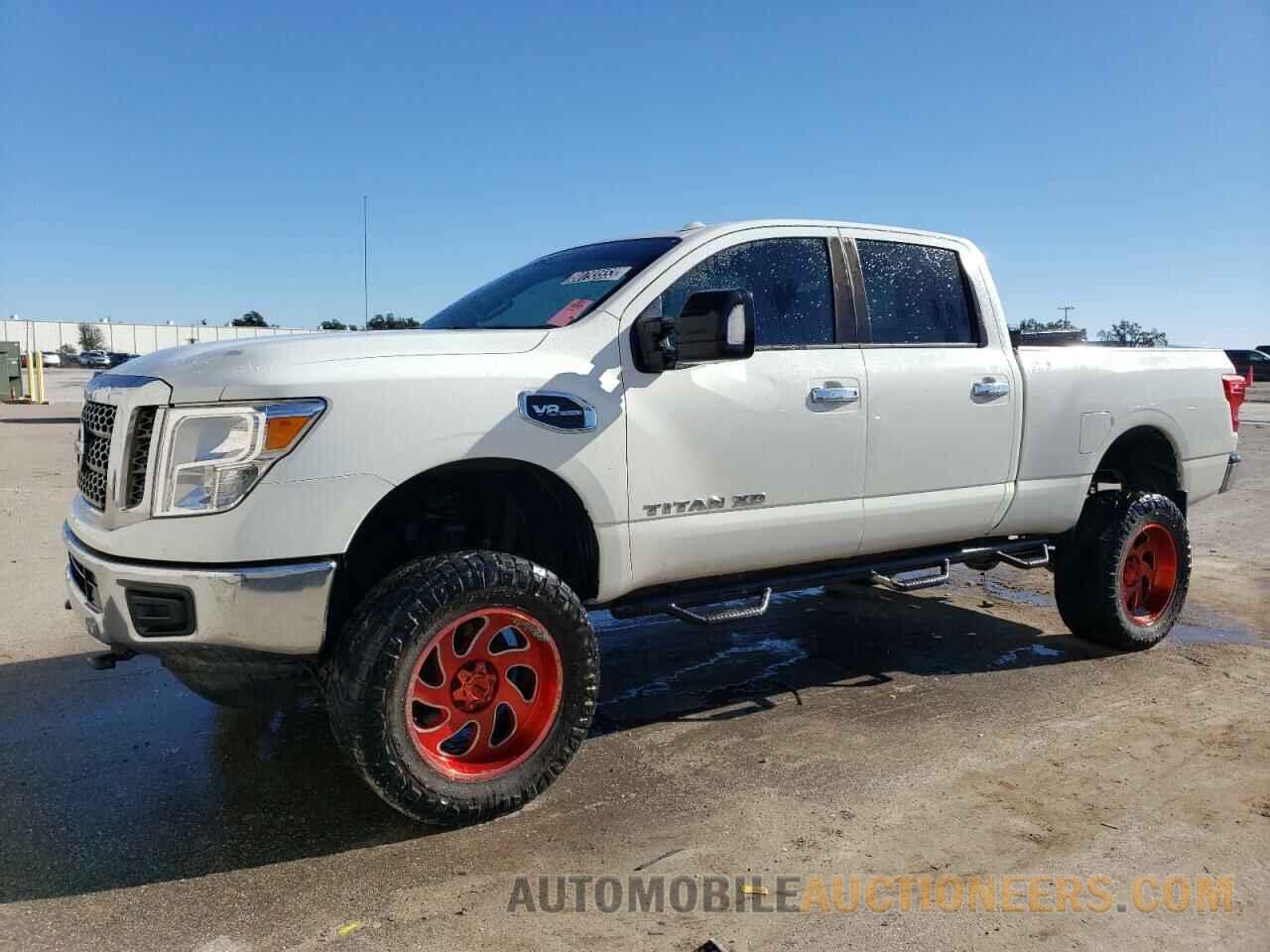 1N6AA1F32JN512286 NISSAN TITAN 2018