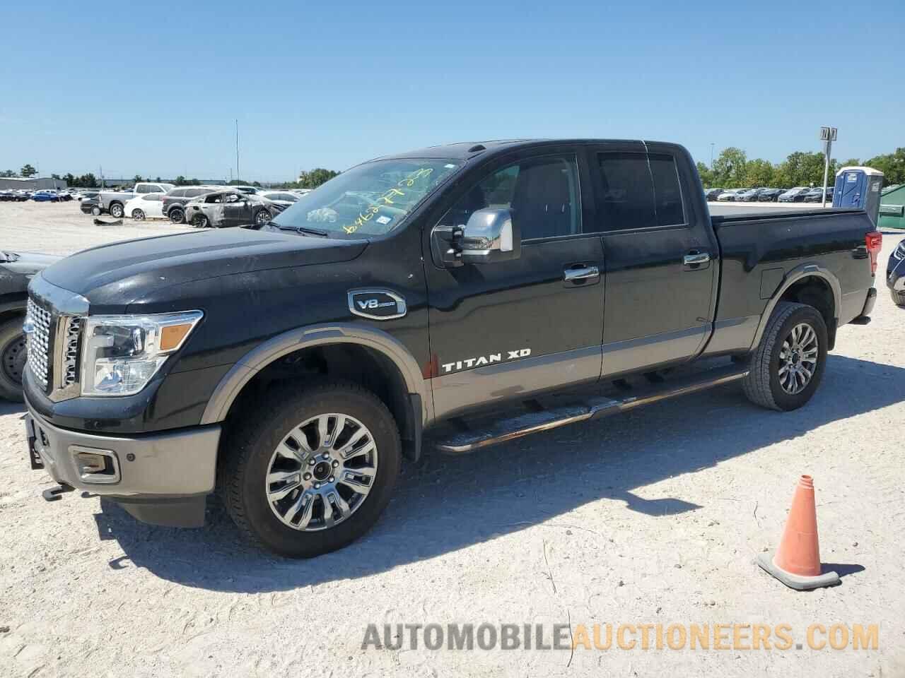 1N6AA1F42JN511017 NISSAN TITAN 2018