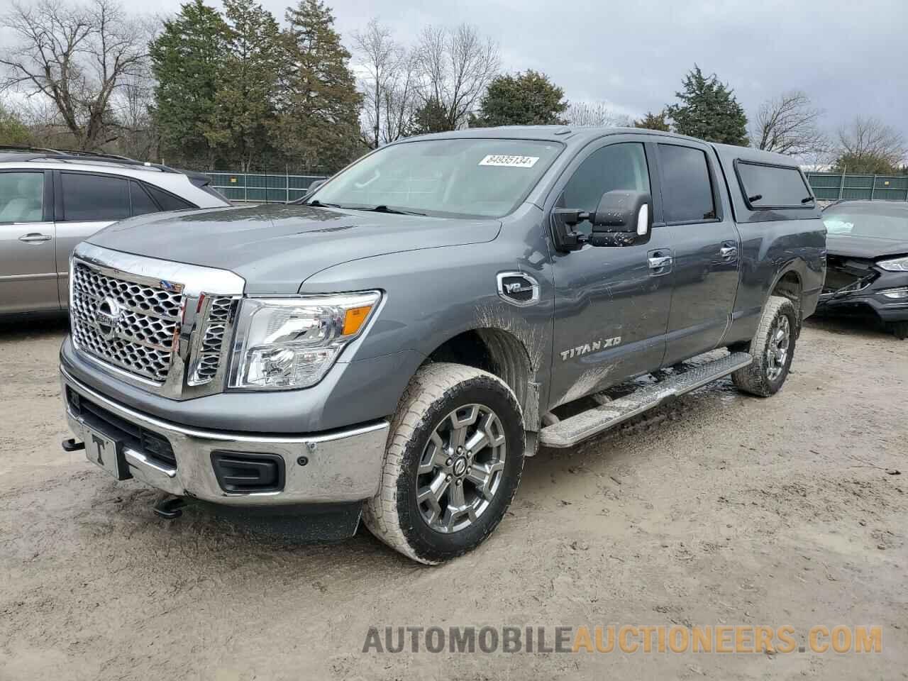 1N6AA1F44JN533990 NISSAN TITAN 2018