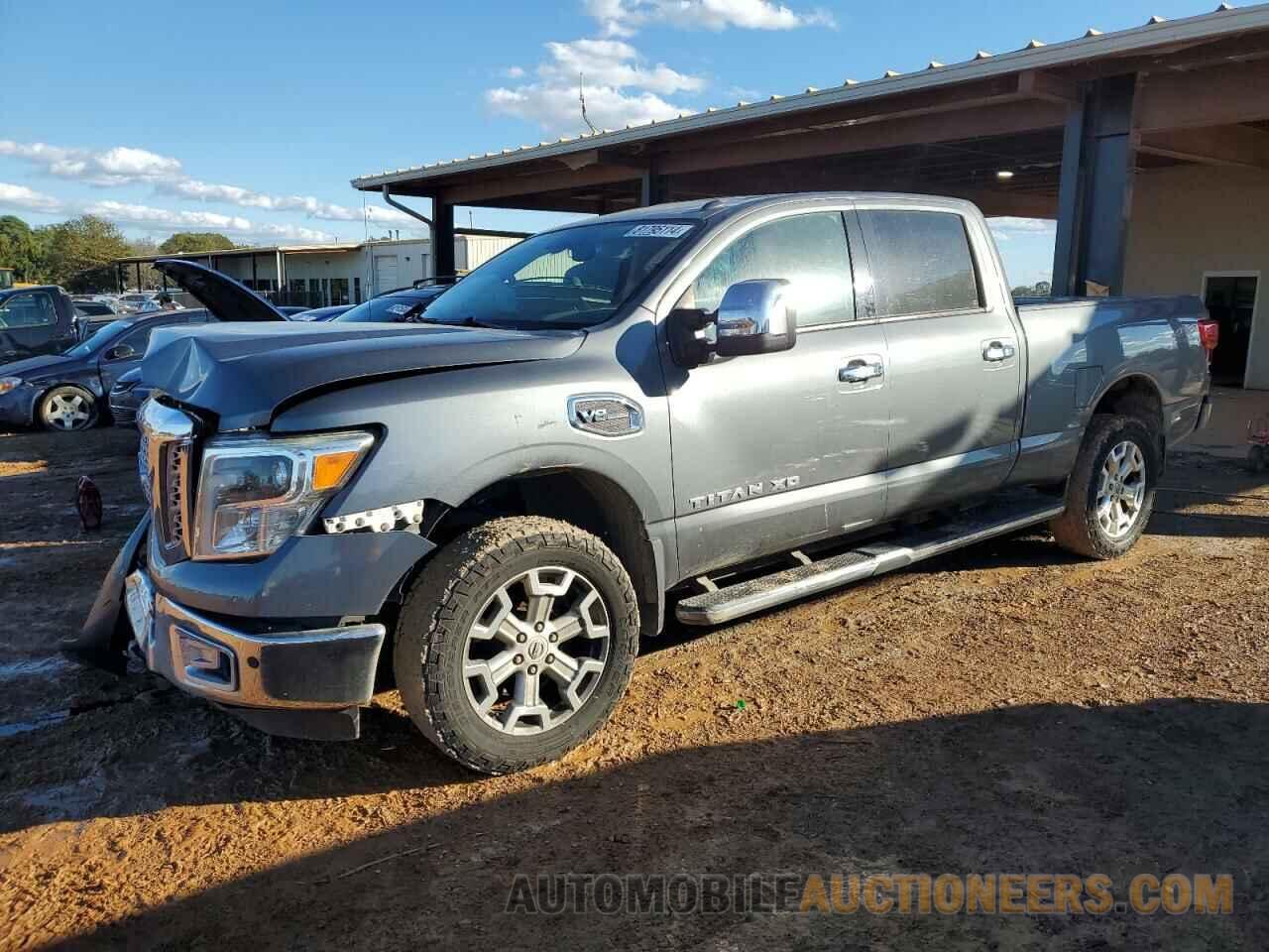 1N6AA1F46HN502041 NISSAN TITAN 2017