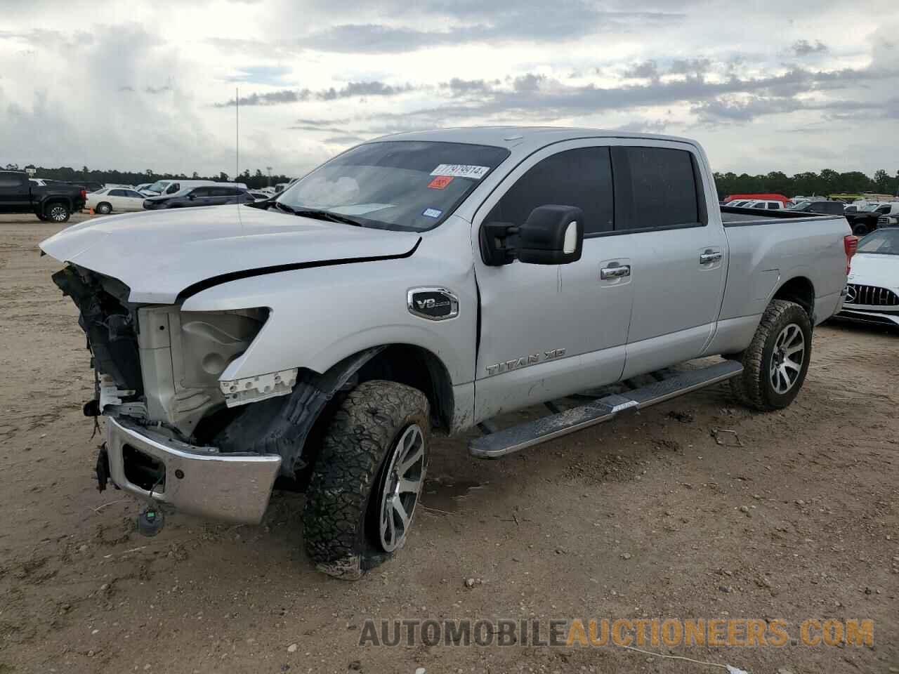 1N6AA1F47JN513894 NISSAN TITAN 2018