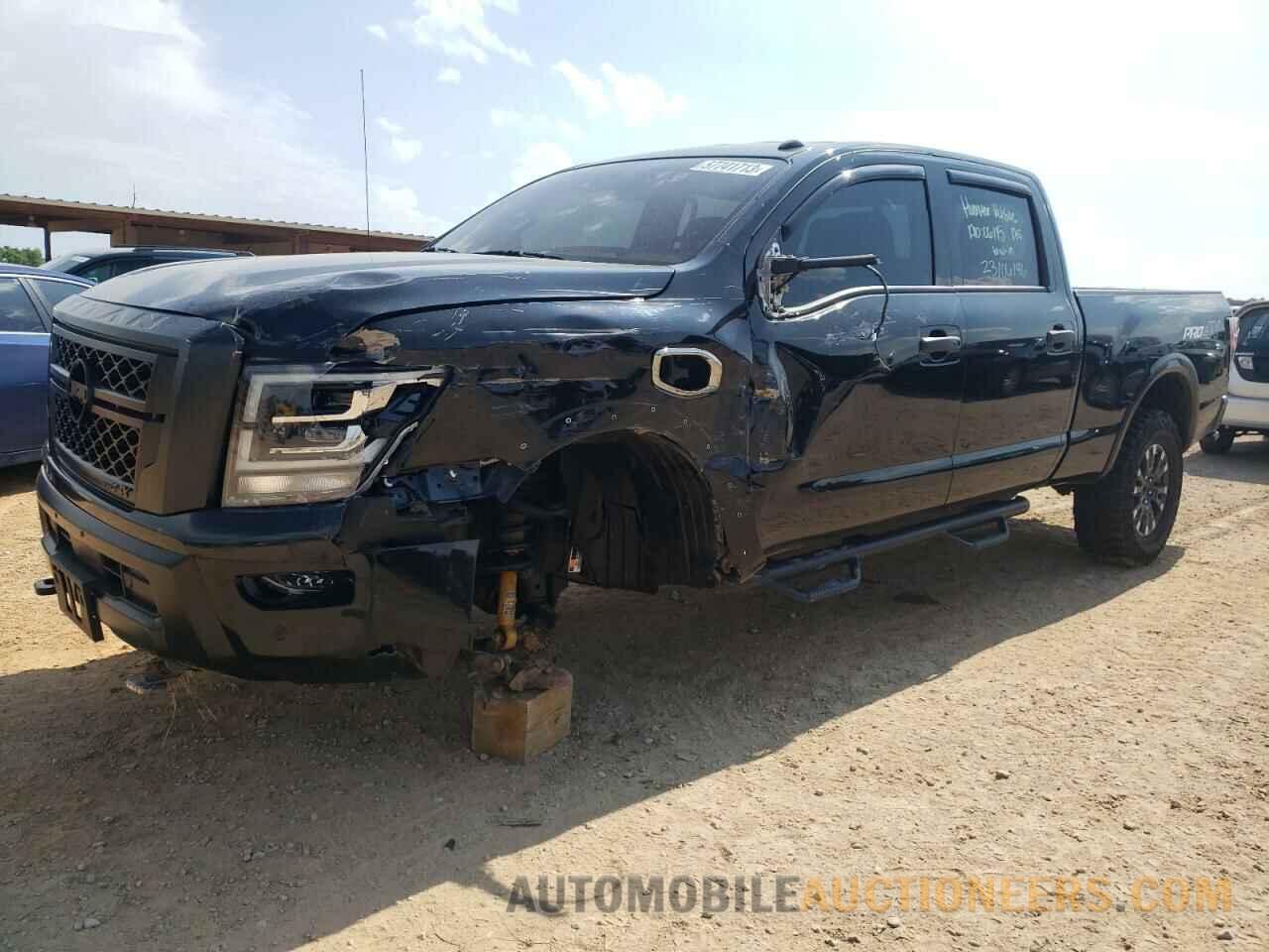 1N6AA1FB7LN509832 NISSAN TITAN 2020