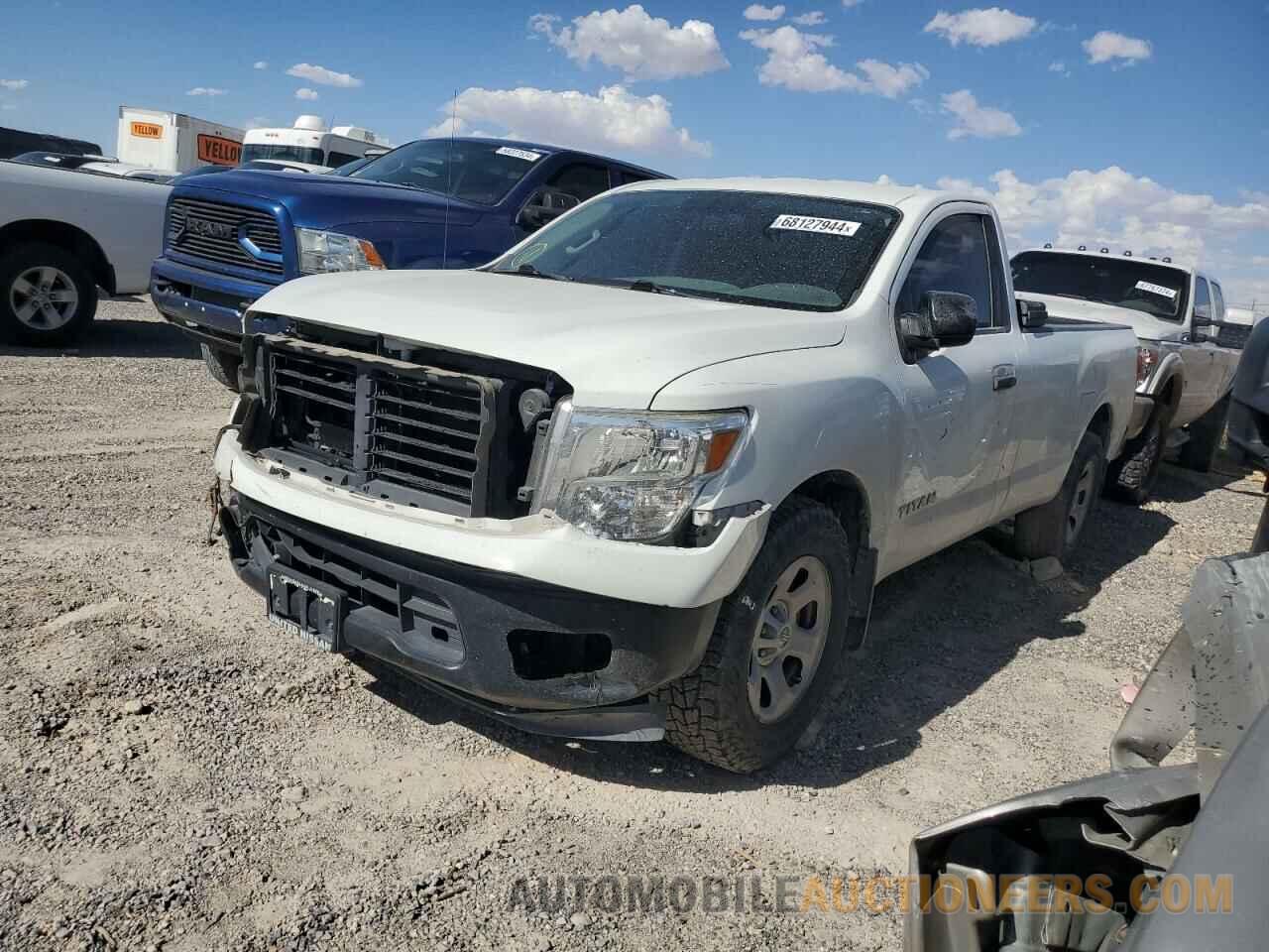 1N6AA1R74HN569212 NISSAN TITAN 2017