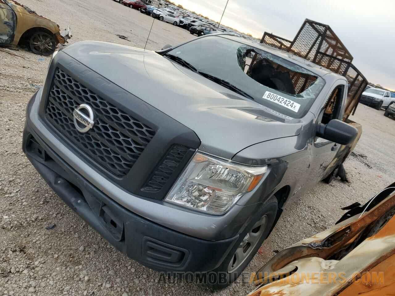 1N6AA1R79HN568430 NISSAN TITAN 2017