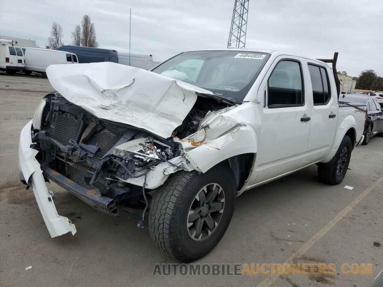 1N6AD0ER4FN768508 NISSAN FRONTIER 2015