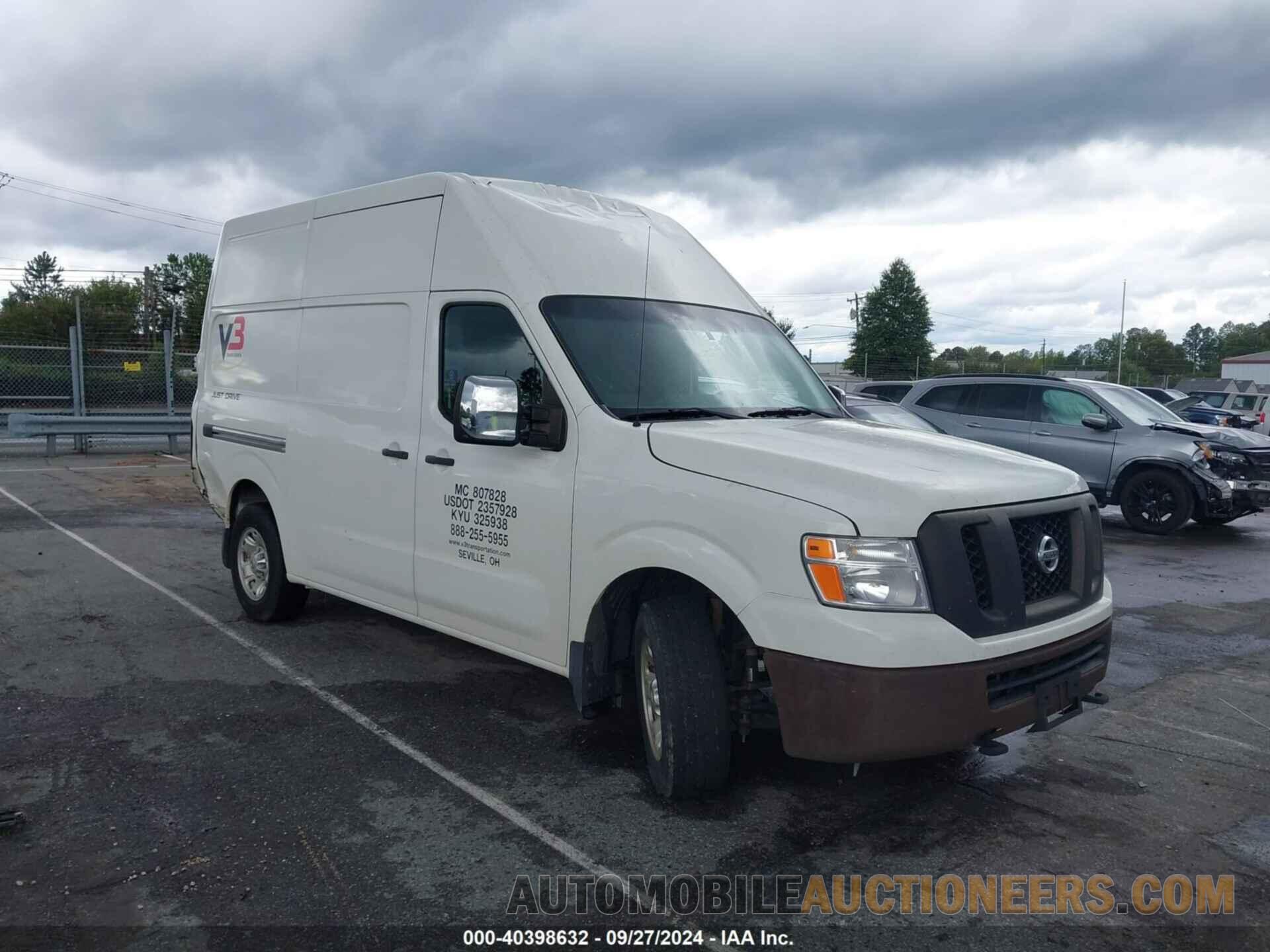 1N6AF0LYXHN807318 NISSAN NV CARGO NV2500 HD 2017