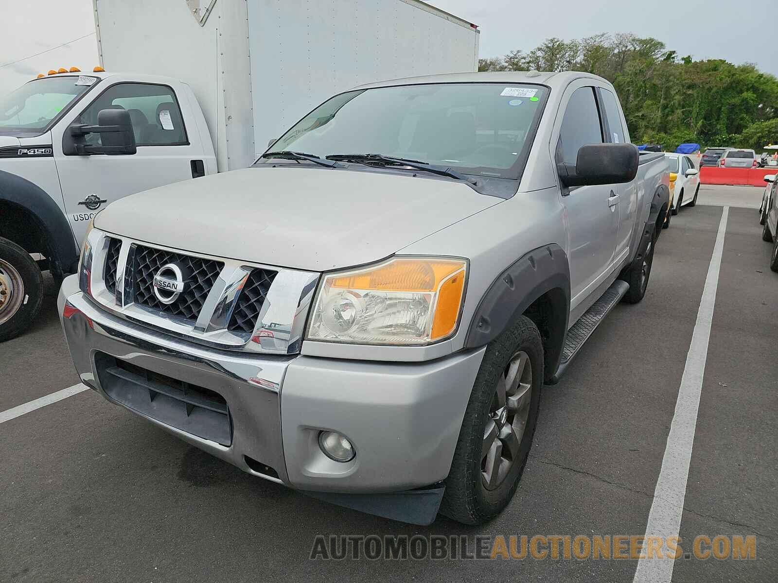 1N6BA0CA6FN509738 Nissan TITAN 2015