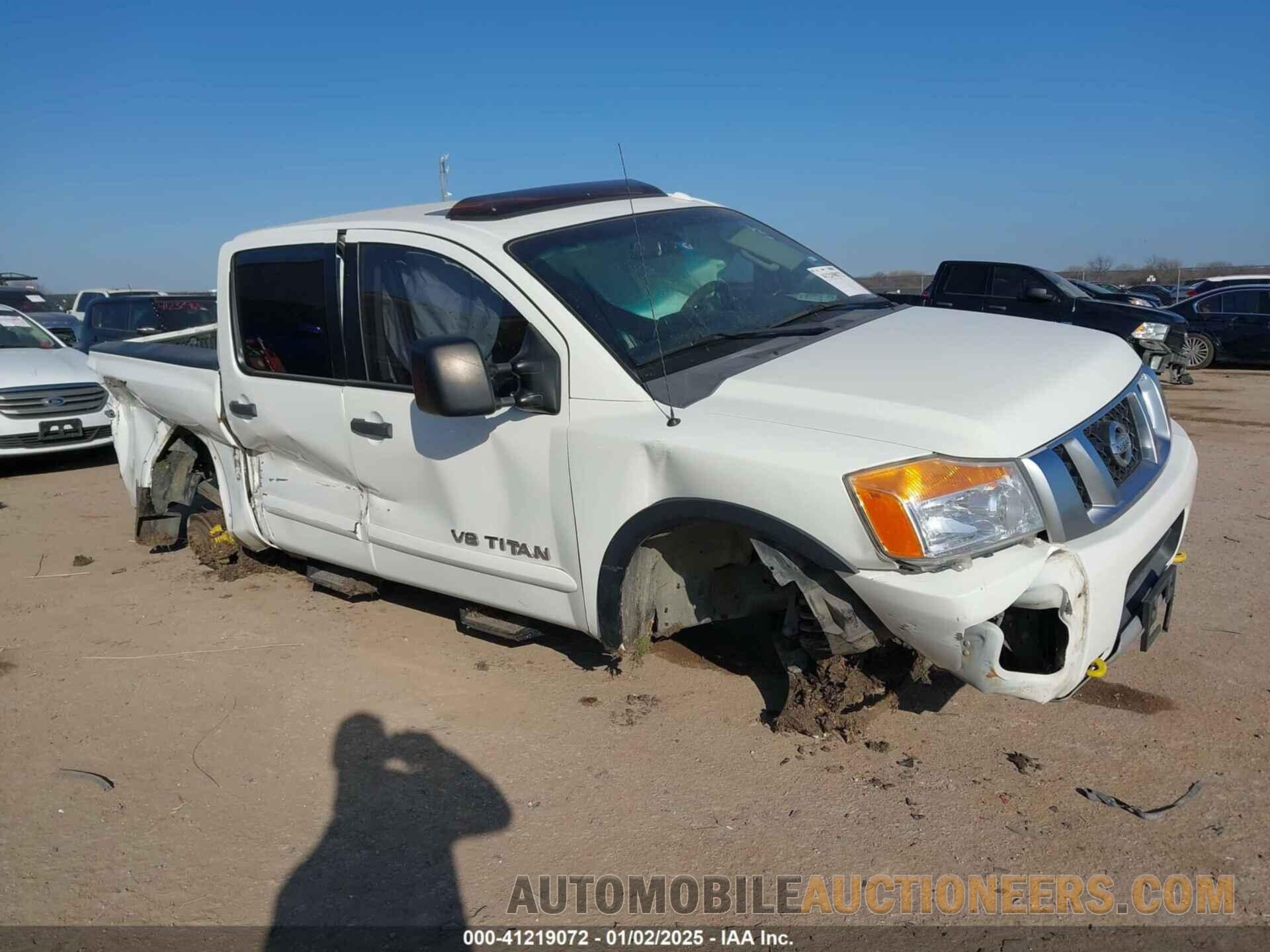 1N6BA0EC6DN305470 NISSAN TITAN 2013