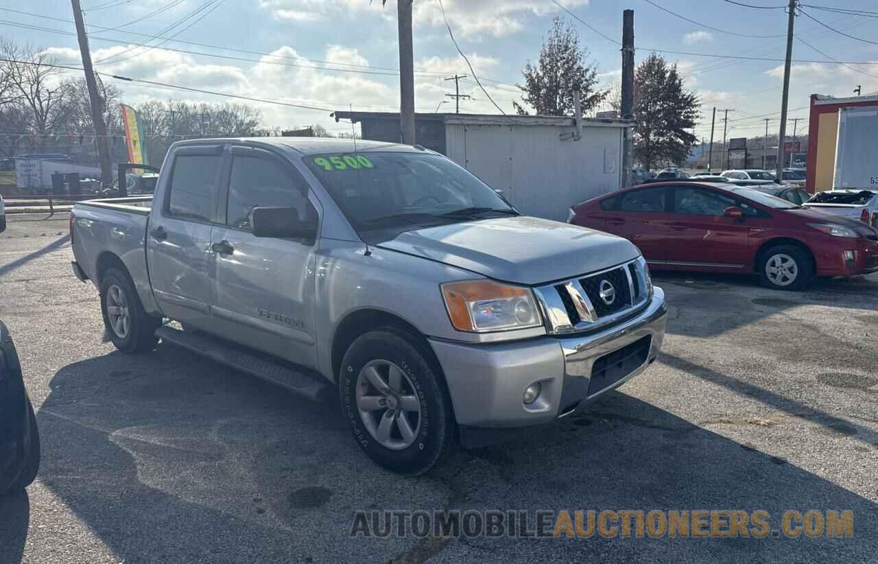 1N6BA0ED4DN303113 NISSAN TITAN 2013