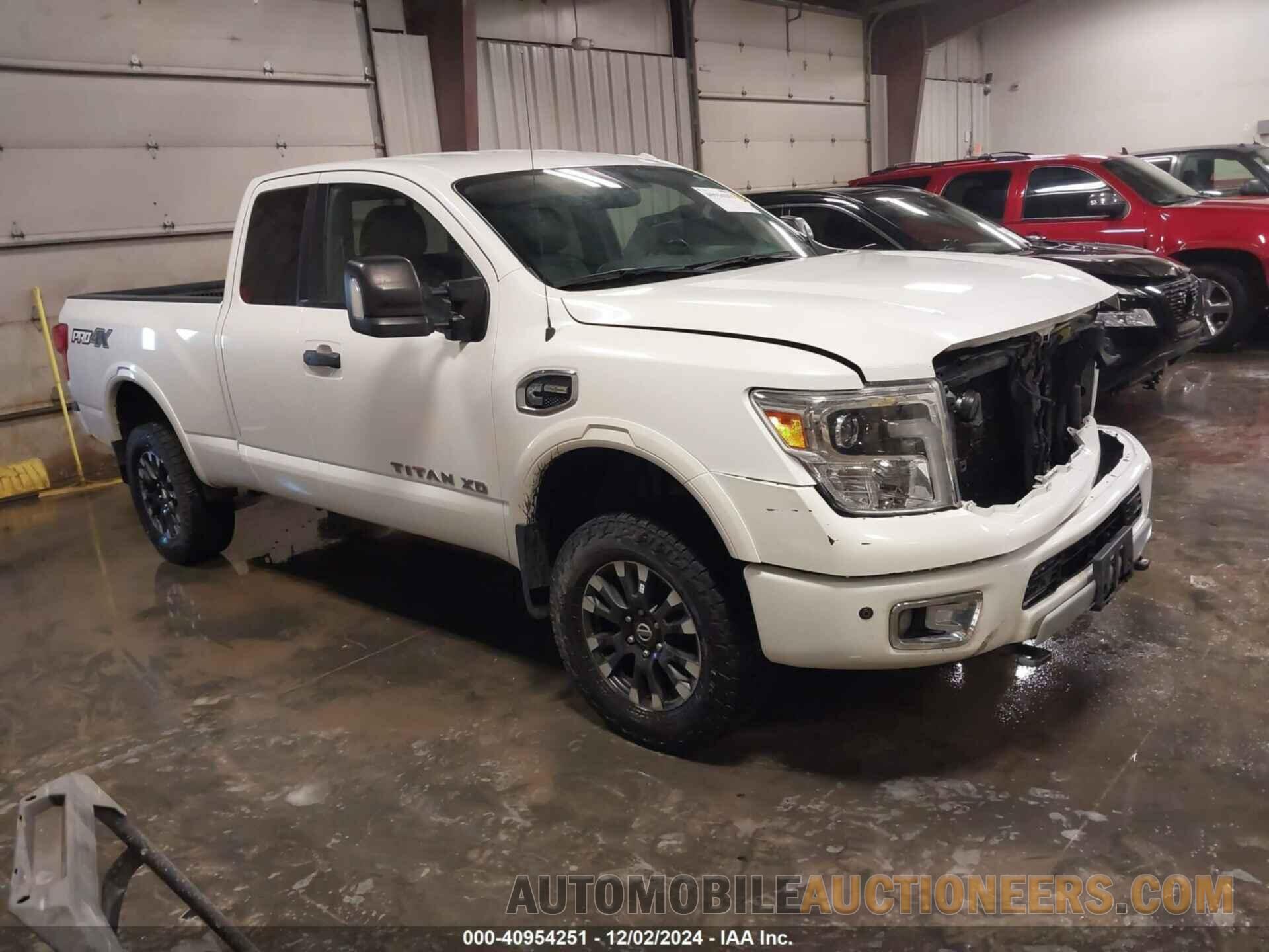 1N6BA1C47HN554710 NISSAN TITAN XD 2017