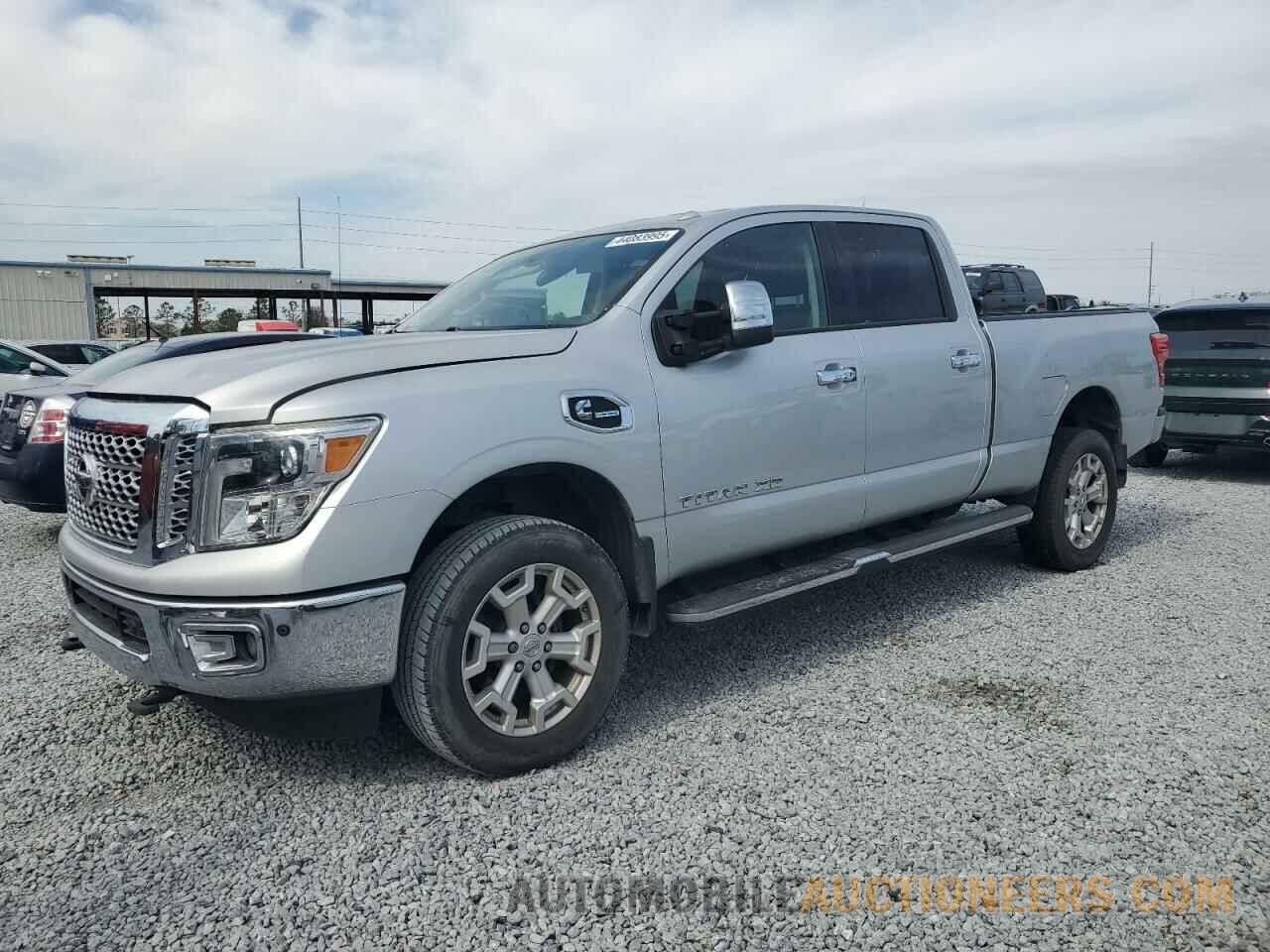 1N6BA1F28HN515621 NISSAN TITAN 2017