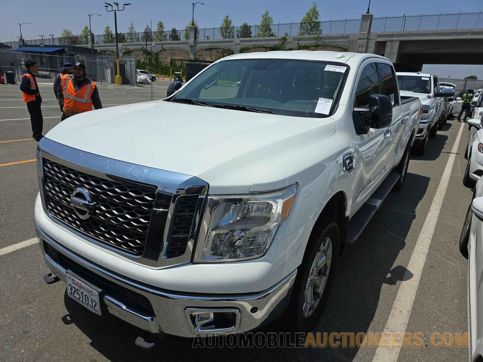 1N6BA1F28HN559036 Nissan TITAN XD 2017