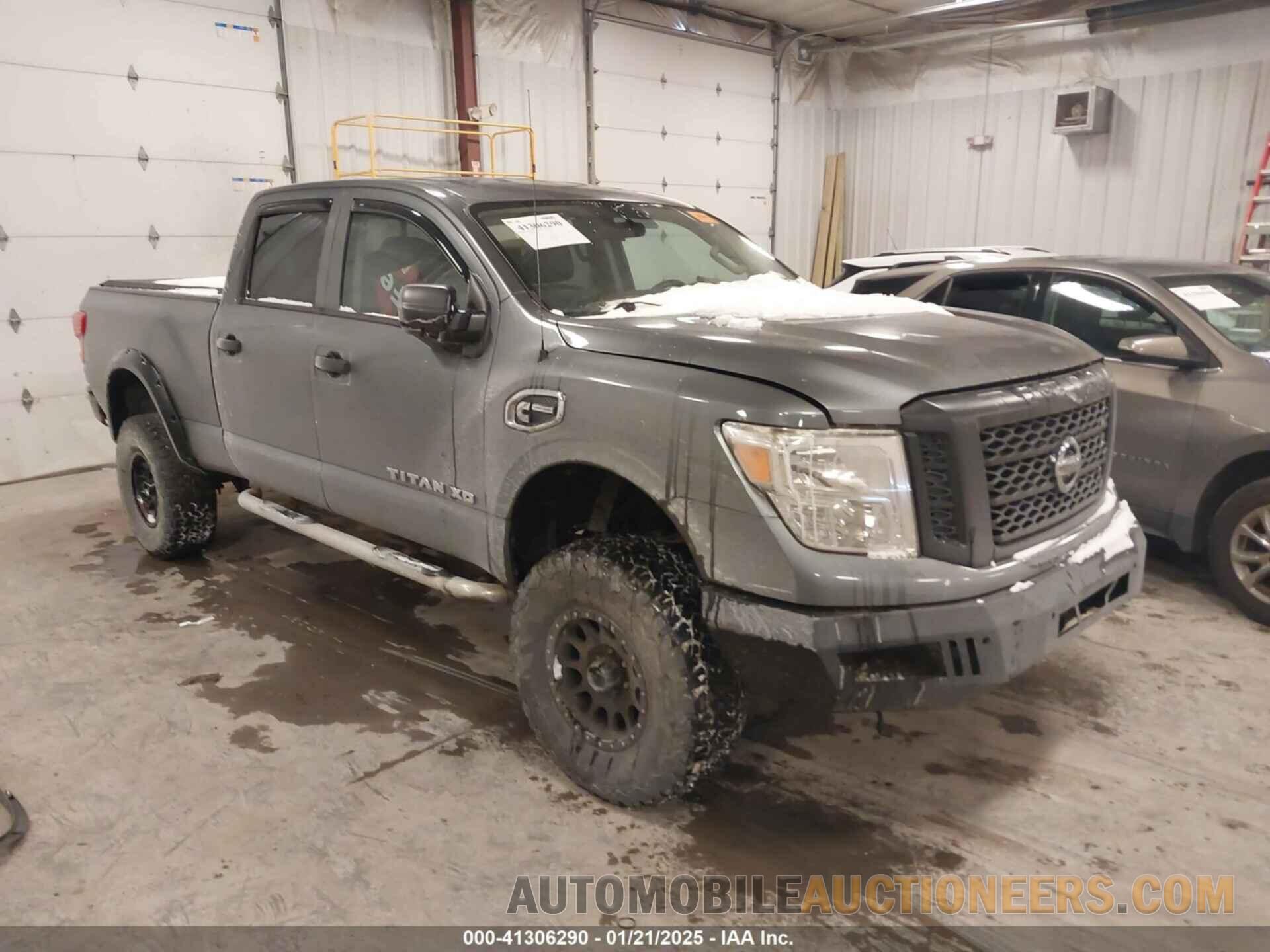 1N6BA1F30HN524421 NISSAN TITAN XD 2017