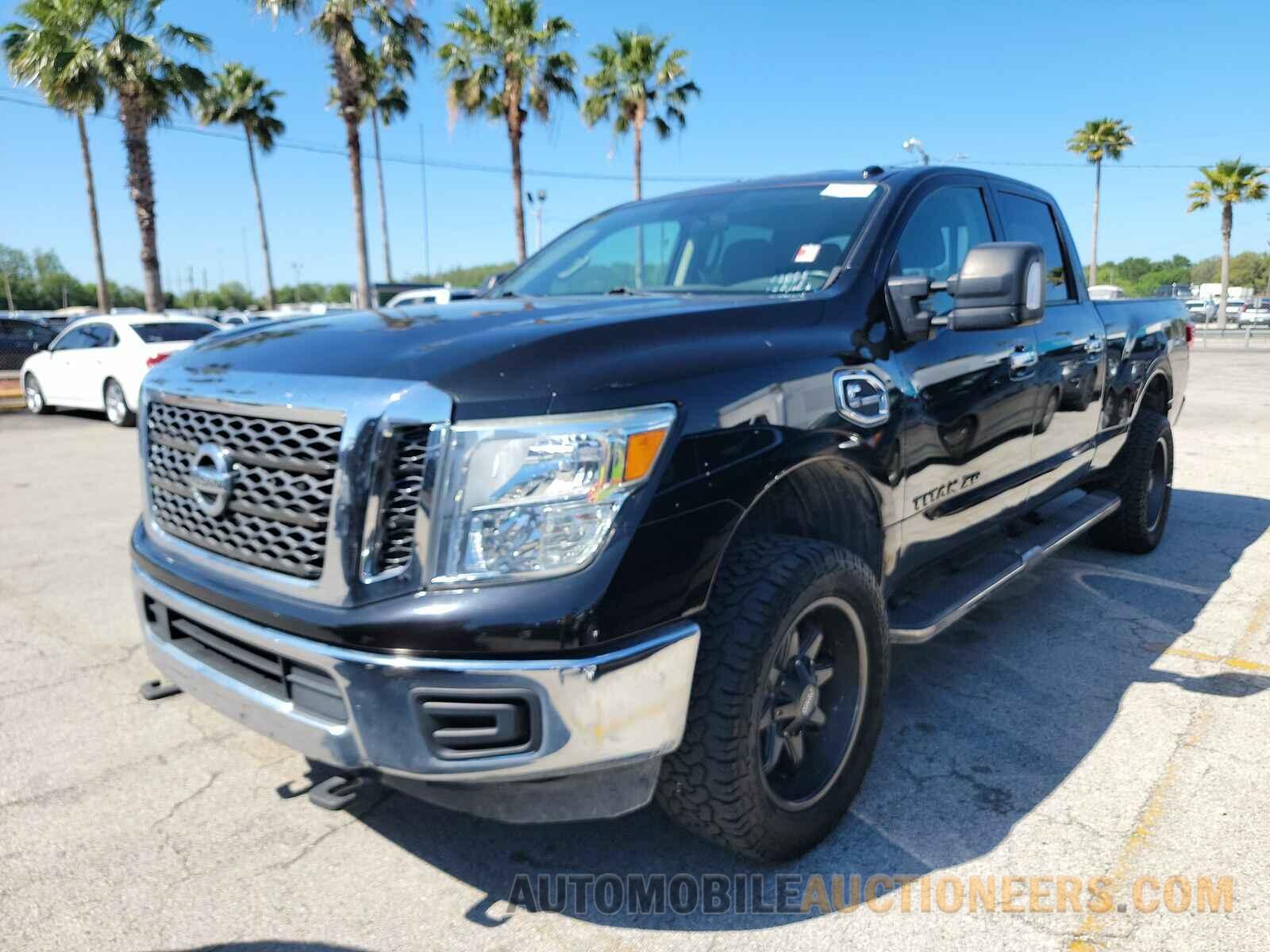 1N6BA1F33HN523327 Nissan TITAN XD 2017